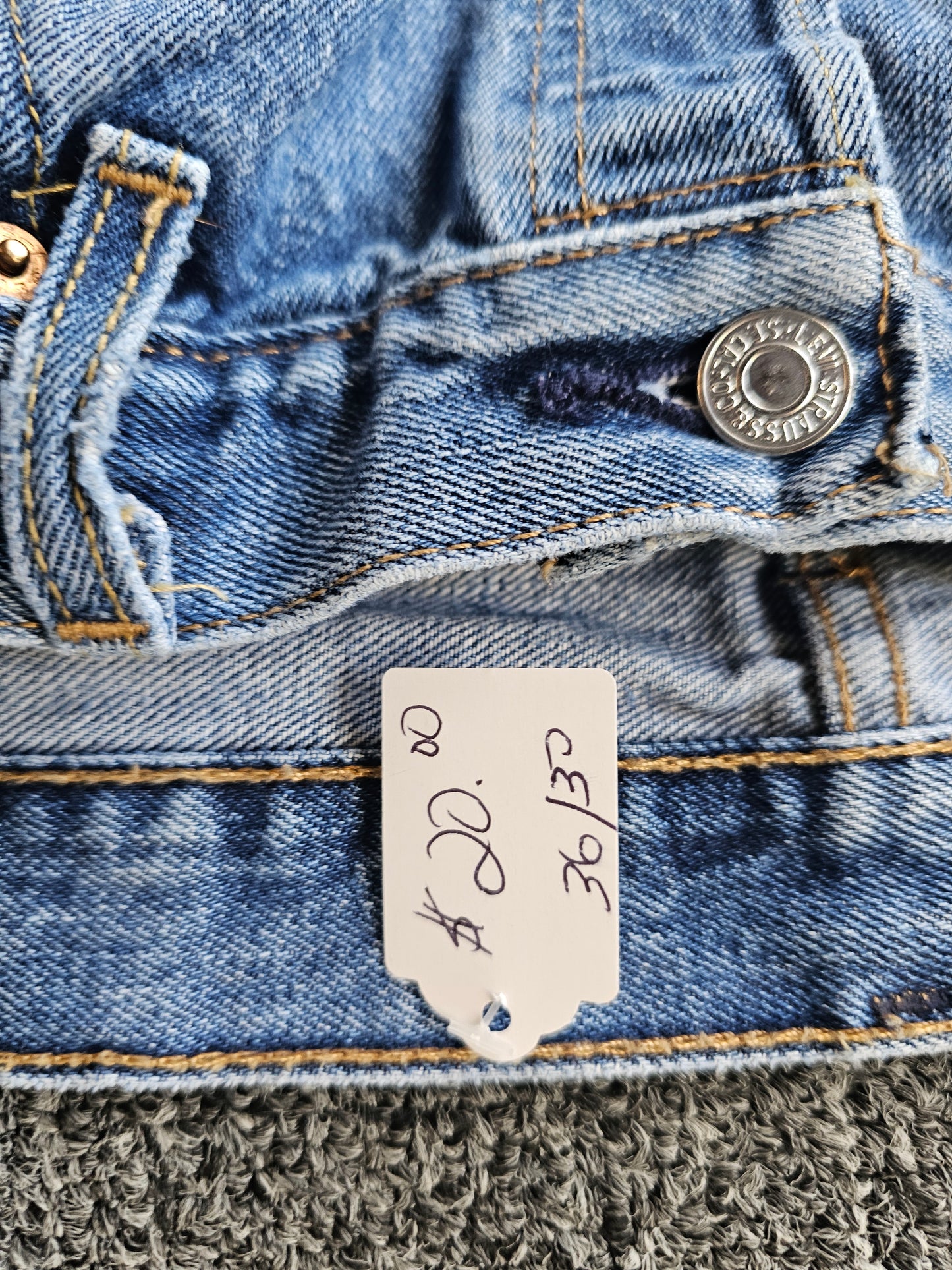 Levis 501 Faded Denim Pants (36/30)