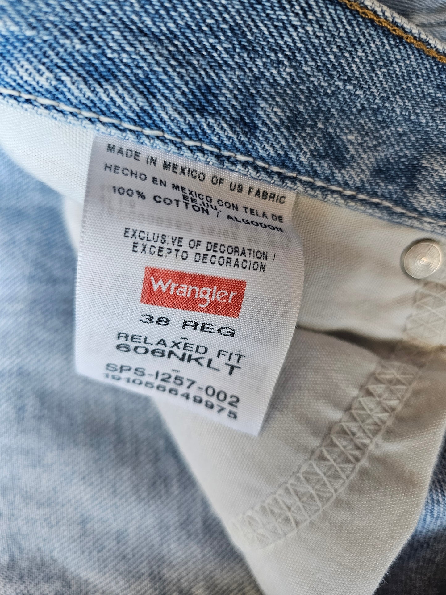 Wrangler Denim Faded Jorts (38)