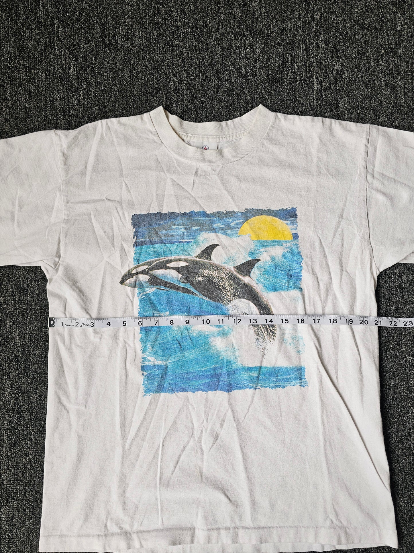 Killer Whale 90s Nature Tee (L)