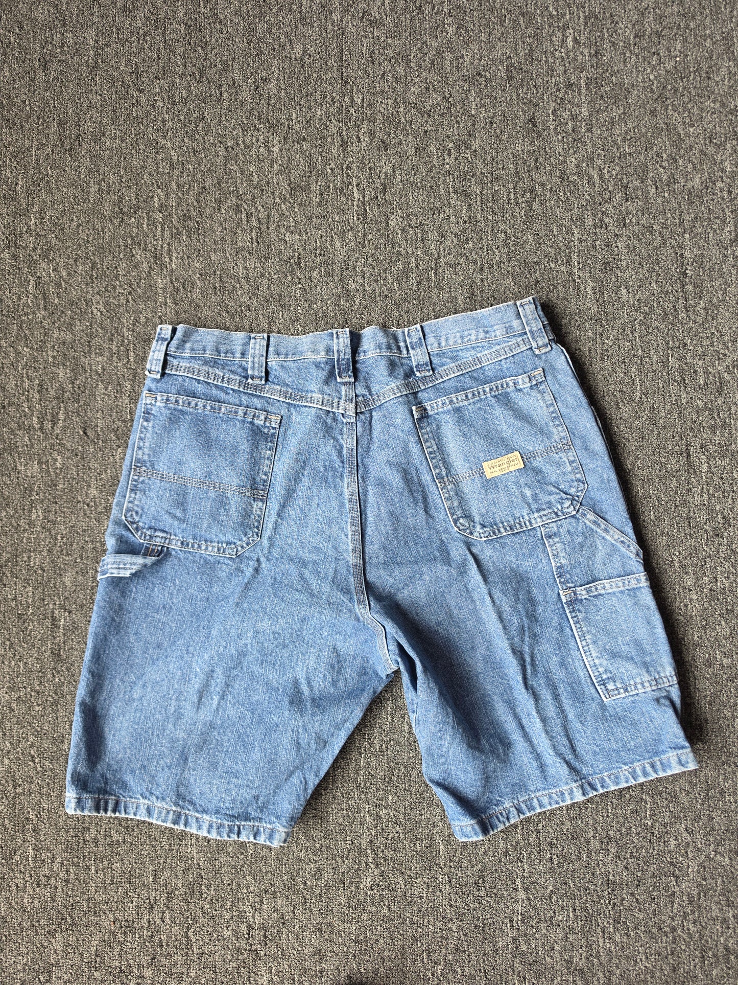 Wranger Carpenter Jorts Size 36