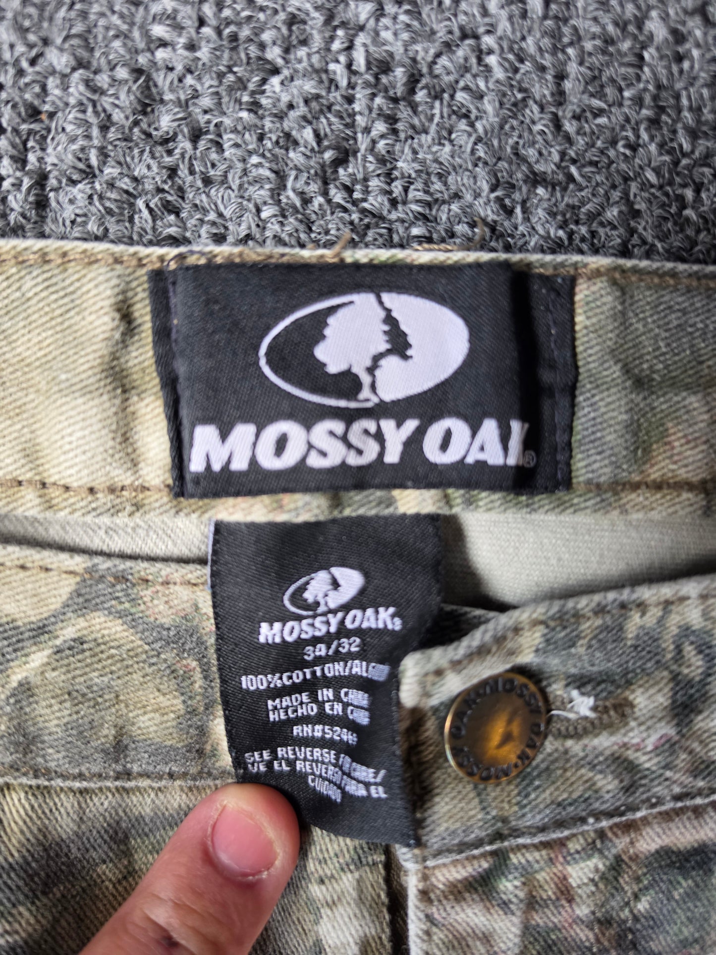 Mossy Oak Camouflage Pants (34/32)