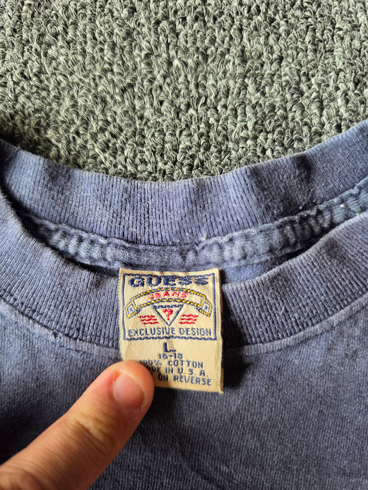 Guess Basketball 90s Blue Tee (L)