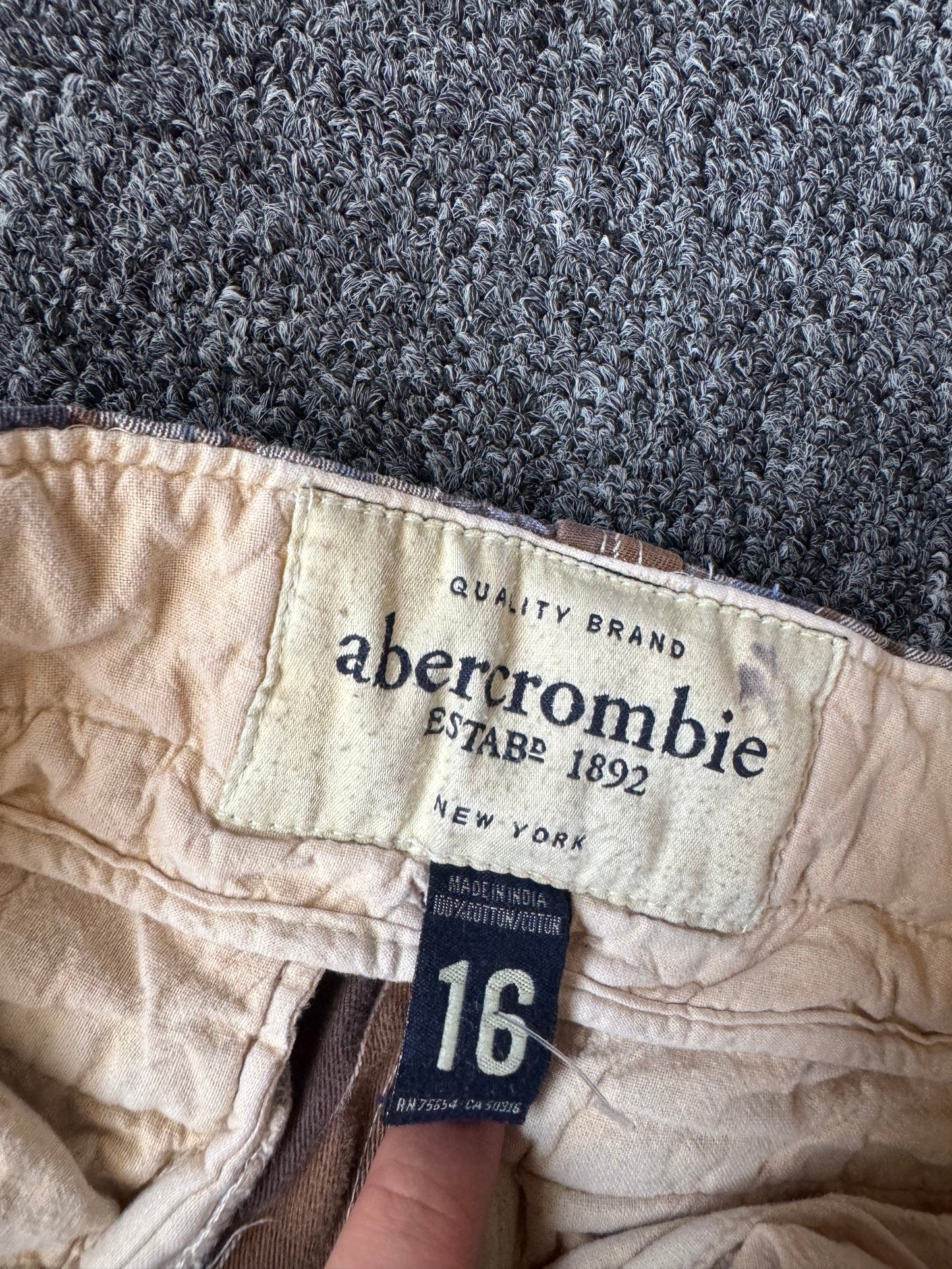 Abercrombie and Fitch Plaid Shorts (32)