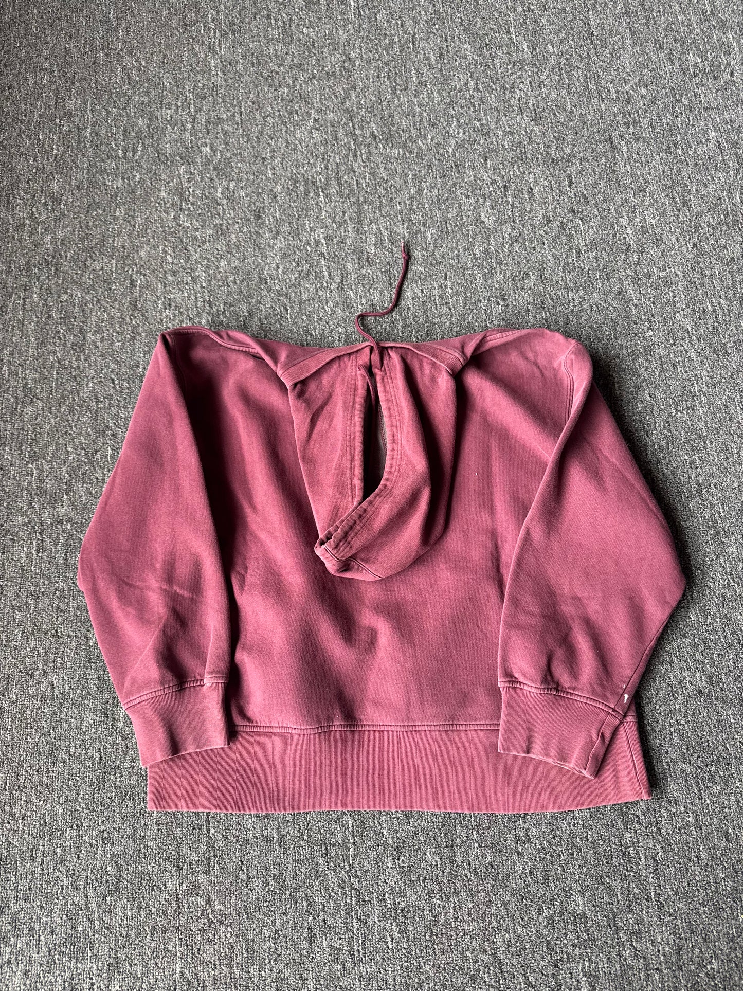 Maroon Tommy Hilfiger Hoodie (XL)