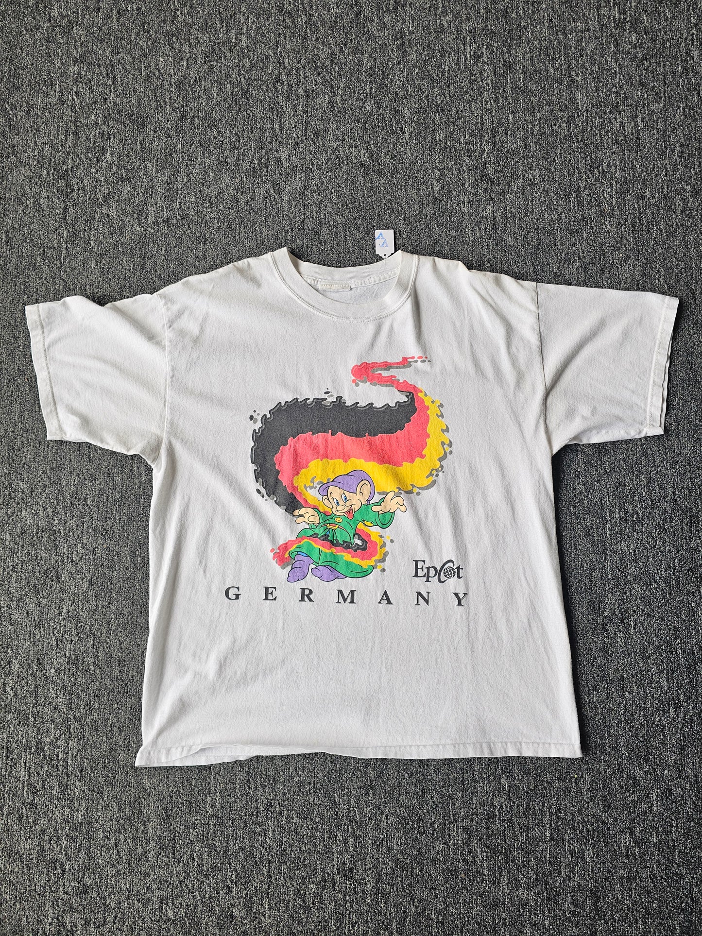 Walt Disney Seven Dwarves Germany Tee (XL)