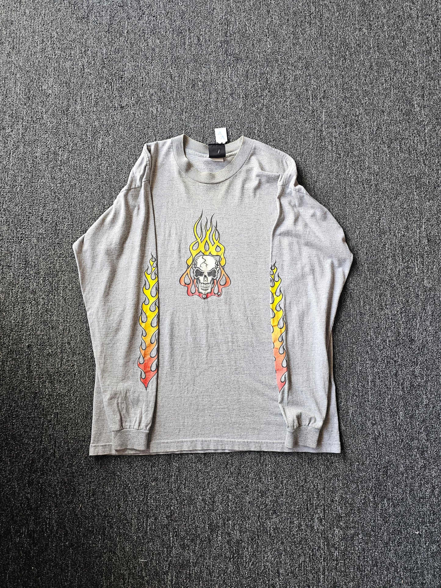 Y2K Flaming Skull Long Sleeve (M)