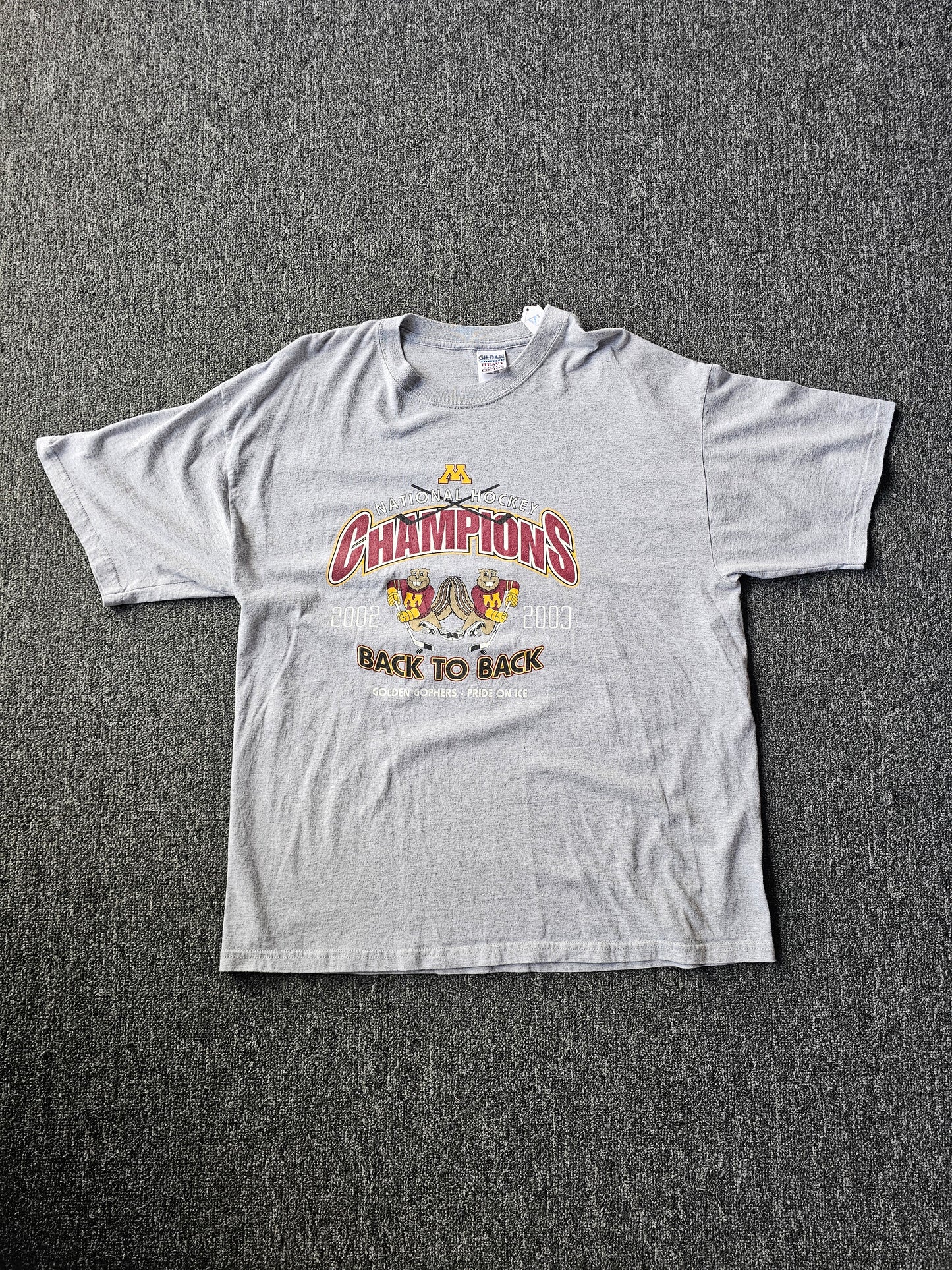 Minnesota Hockey 2002 Champions Tee (XL)