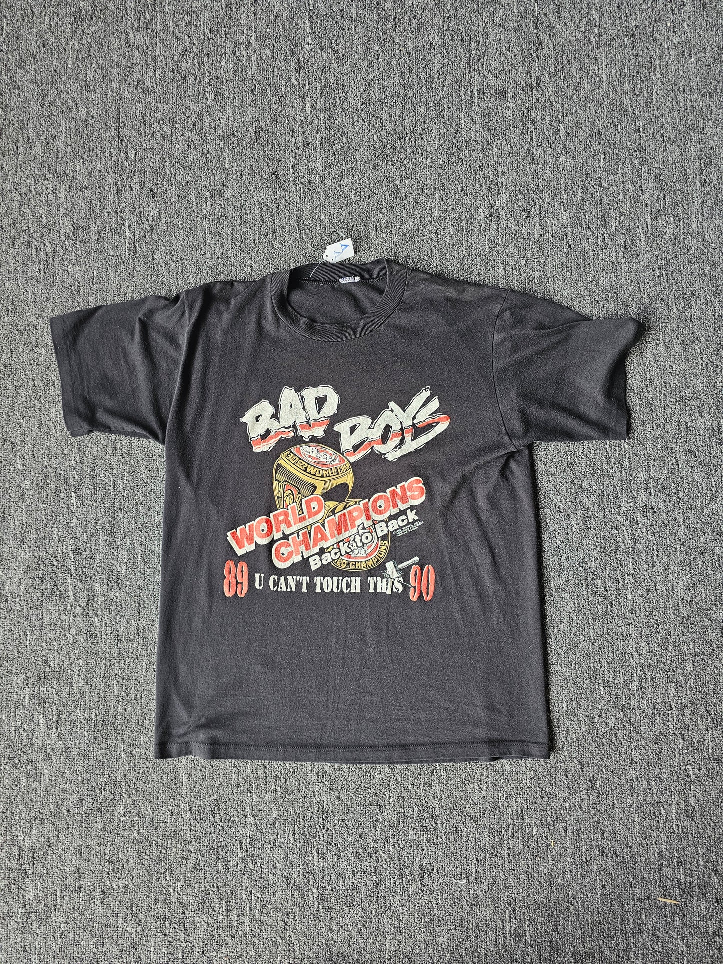 Detroit Pistons Bad Boys Back to Back 1990 NBA Tee (M)
