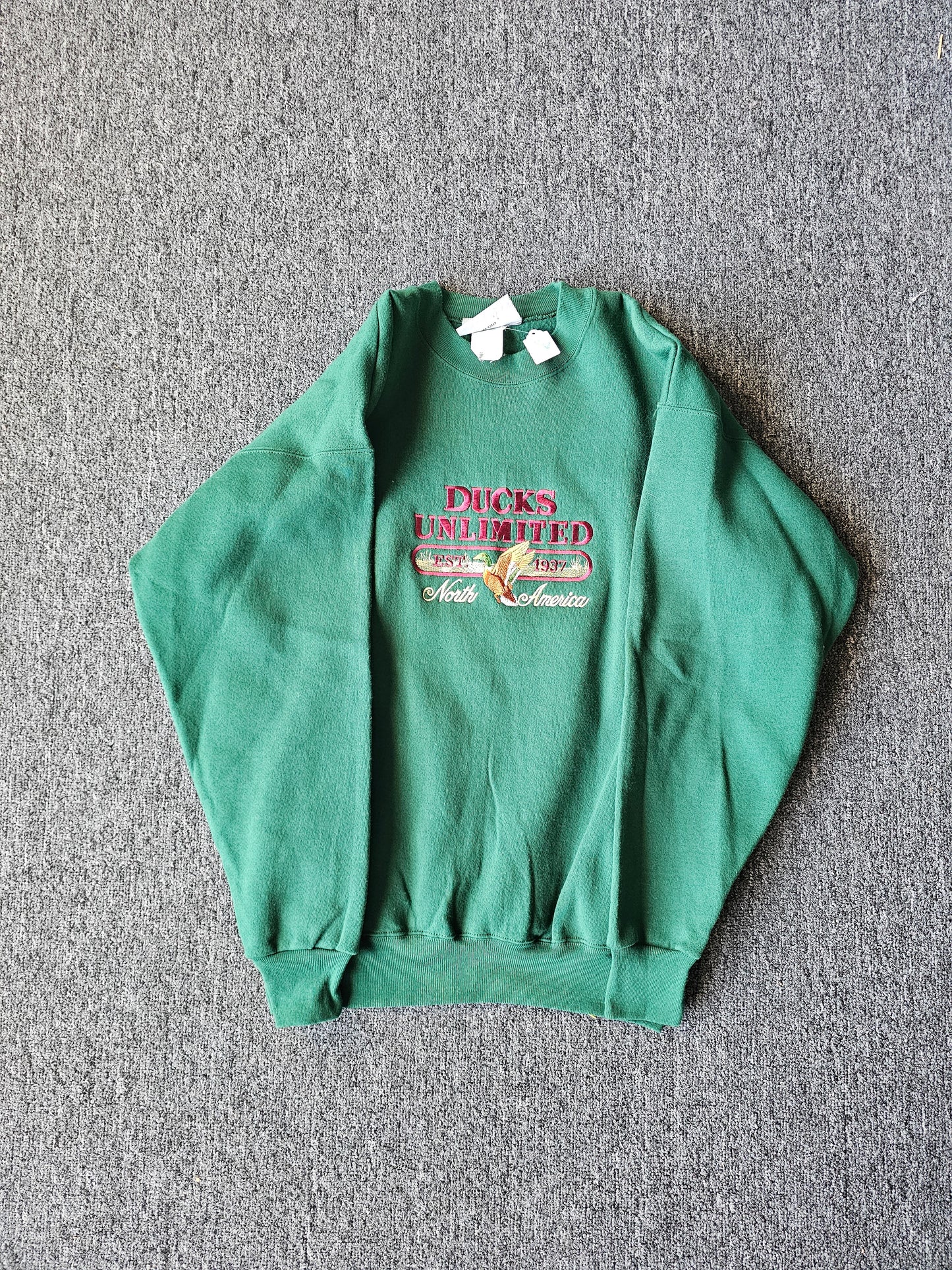 Ducks Unlimited Nature 90s Embroidered Crew (L)