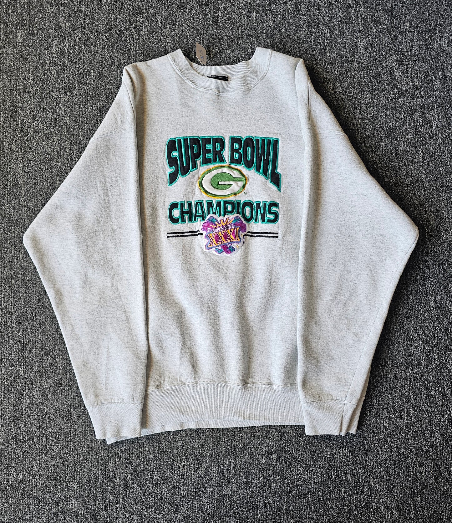 Green Bay Packers NFL Embroidered 90s White Crew (L)