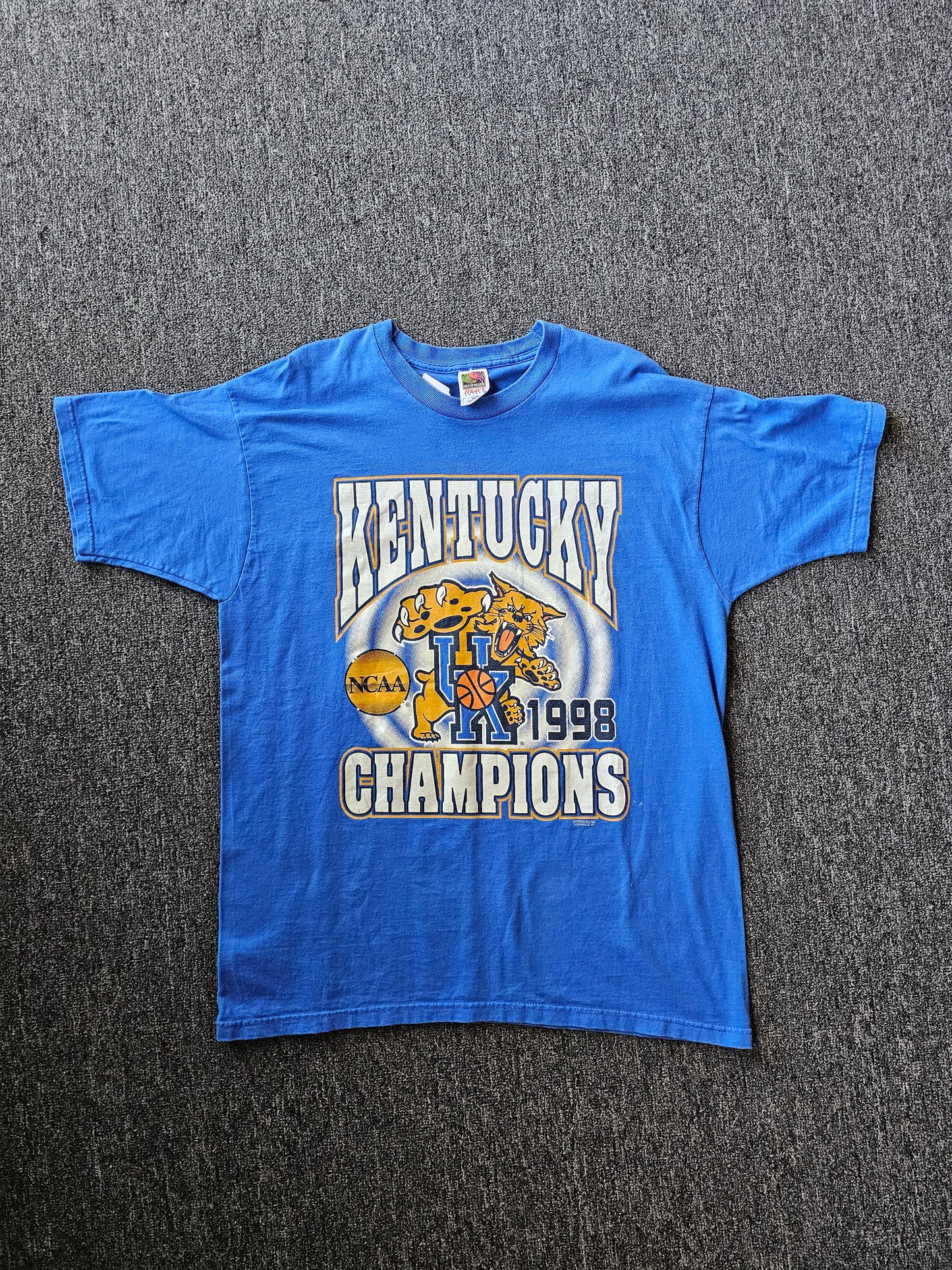 Kentucky Wildcat 1998 Champions NCAA Blue Tee (XL)