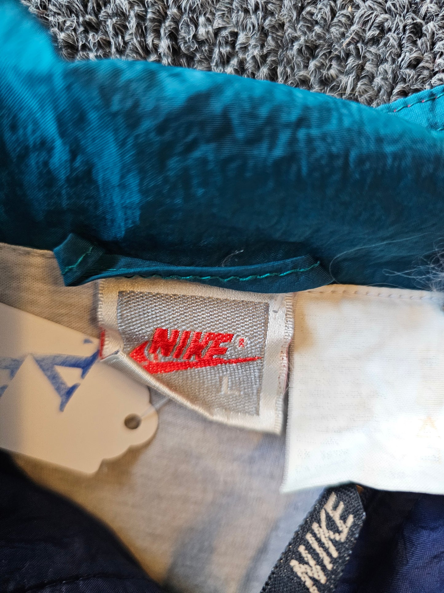 Nike 90s Vintage Lightweight Jacket (M)