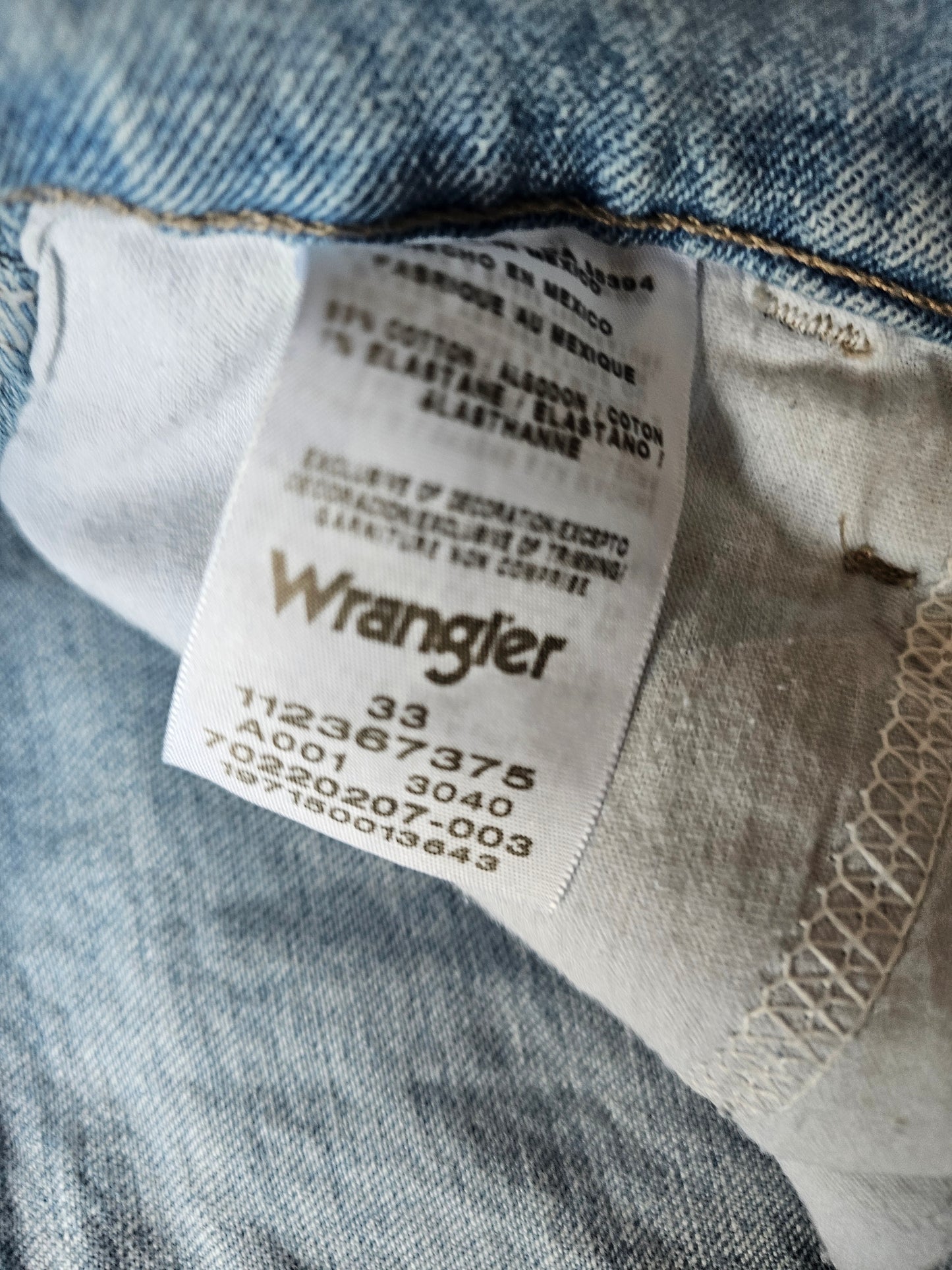 Wrangler Carpenter Super Faded Denim Jorts (33)