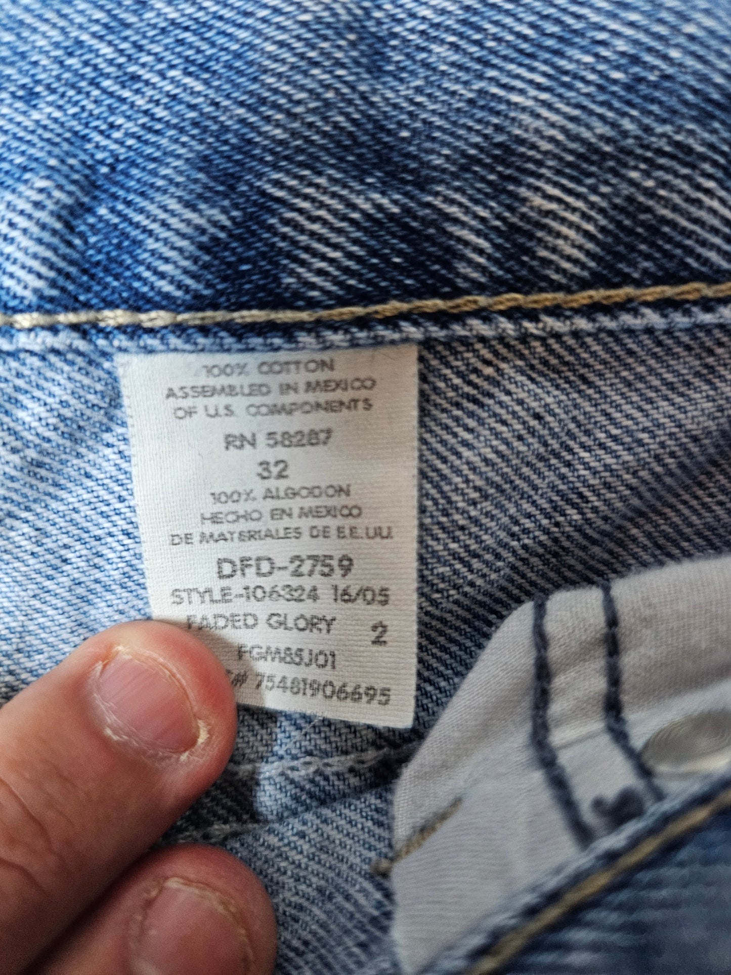 Faded Glory Denim Jorts (32)