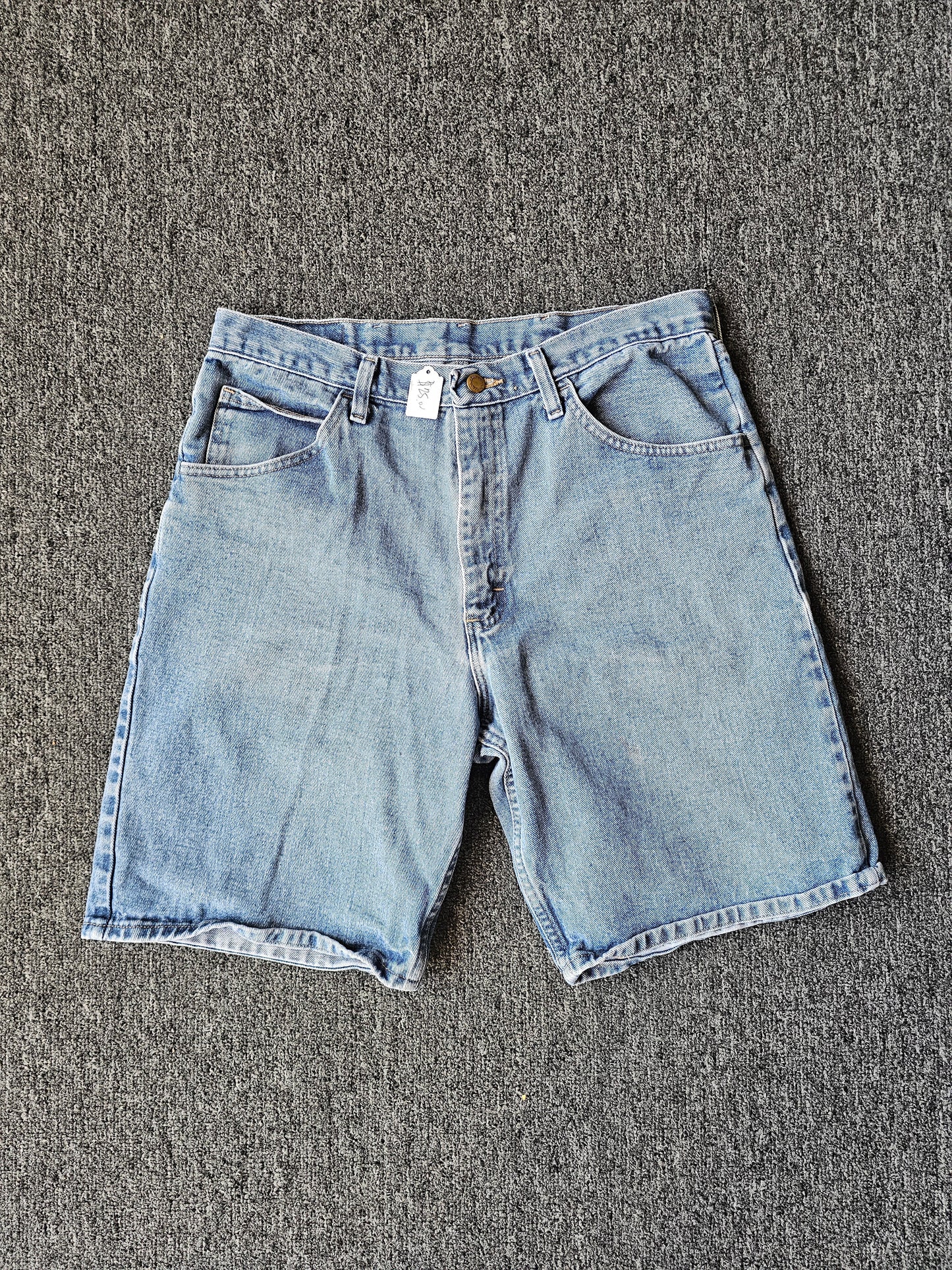 Wrangler Relaxed Fit Denim Jorts (34)