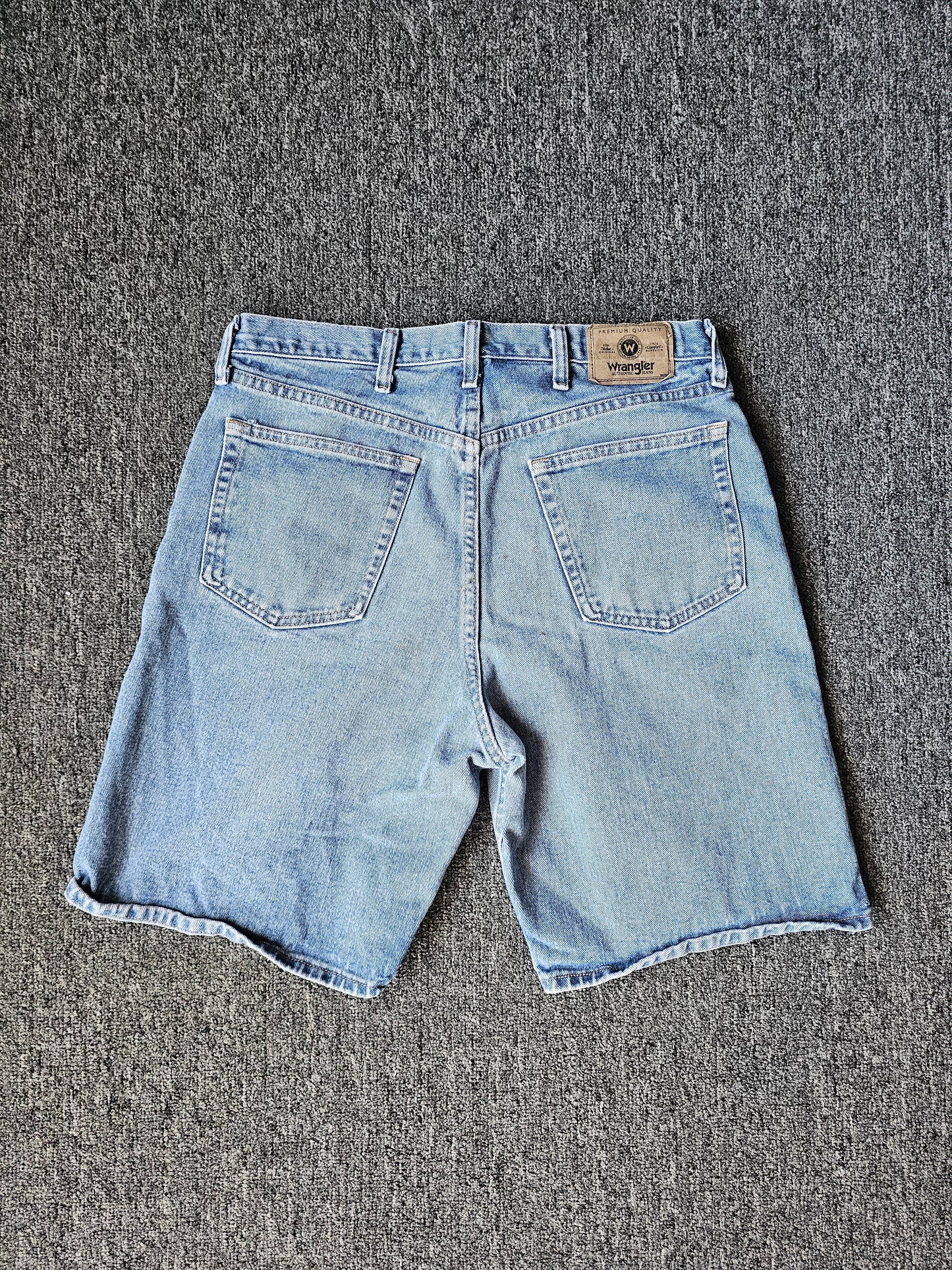 Wrangler Relaxed Fit Denim Jorts (34)