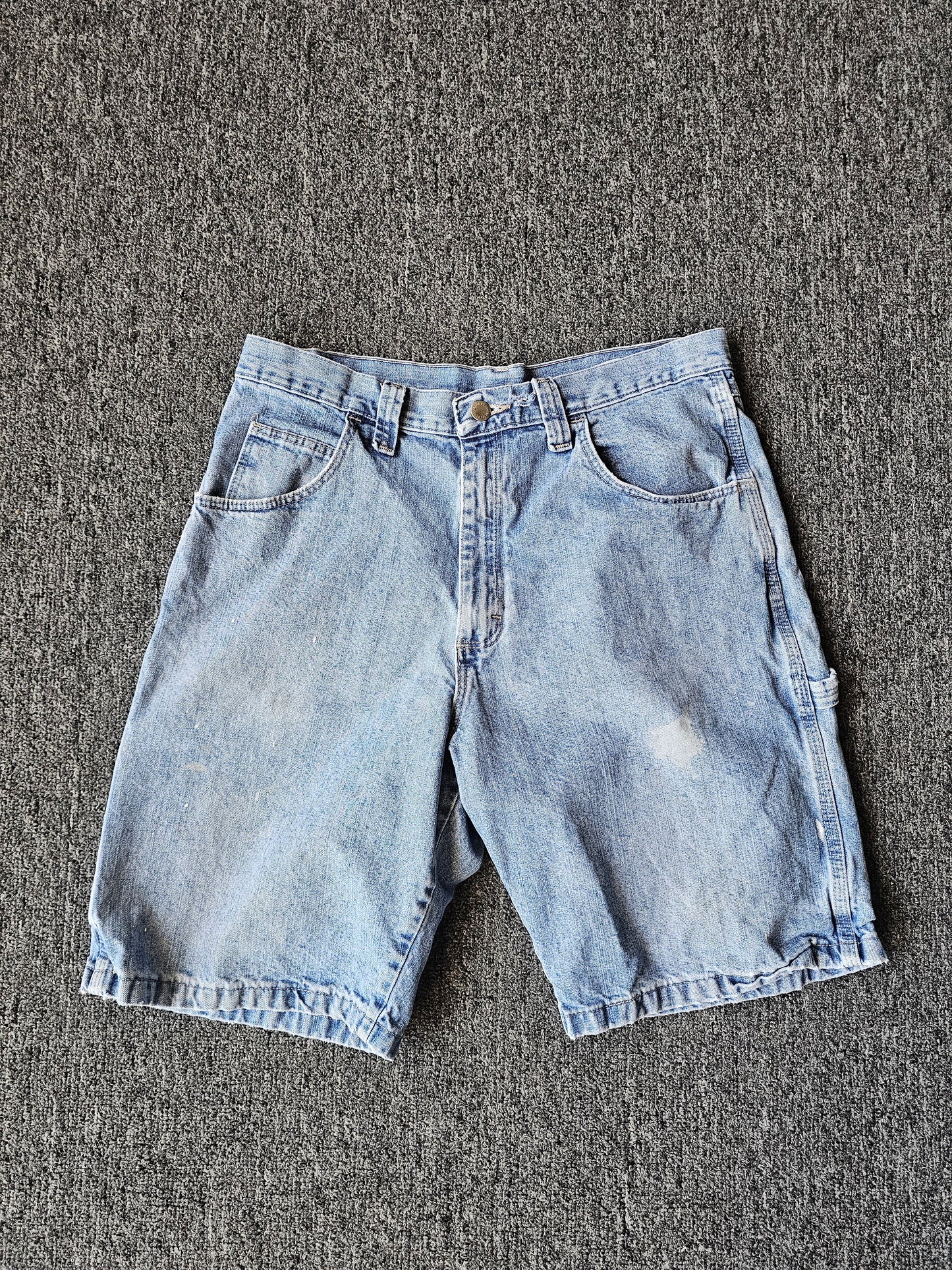 Wrangler Faded Denim Jorts (32)