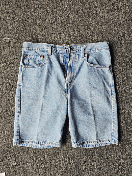 Levis 505 Faded Denim Jorts (33)