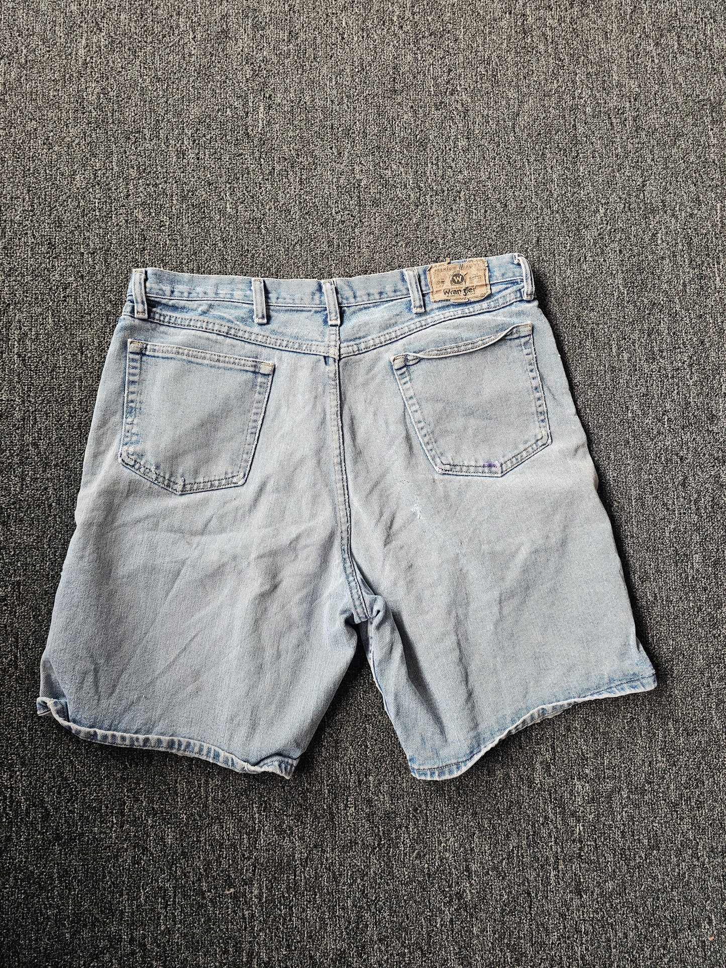 Wrangler Relaxed Fit Denim Jorts (38)