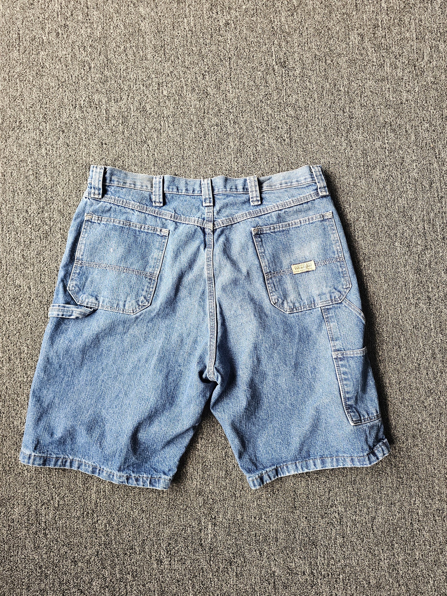 Wrangler Carpenter Denim Jorts (36)