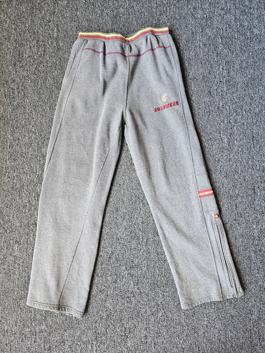 Rocawear Embroidered Sweatpants (XL)