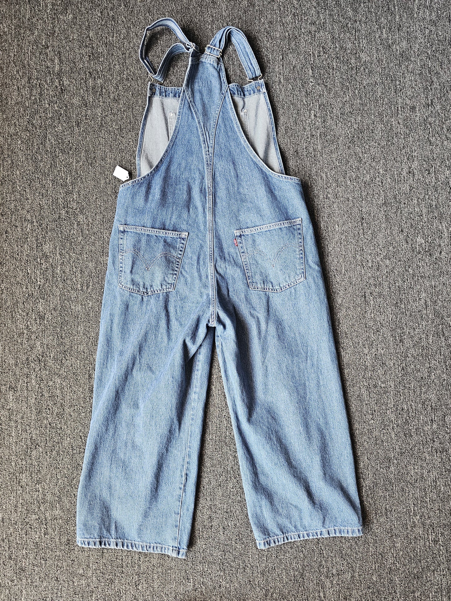 Levis Overalls Faded Denim (XL)
