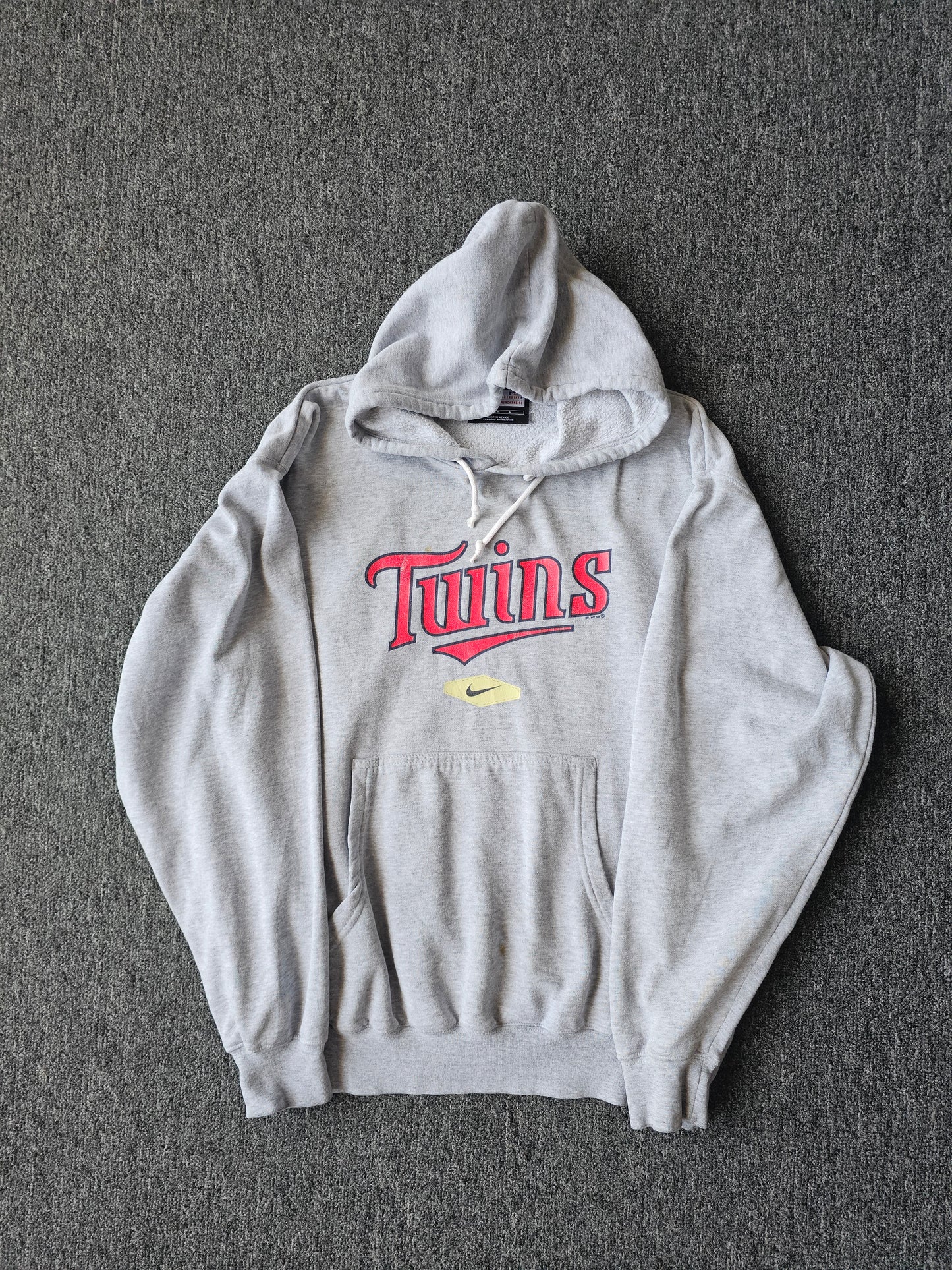 Minnesota Twins MLB Nike Hoody (M - Fits Like a L)