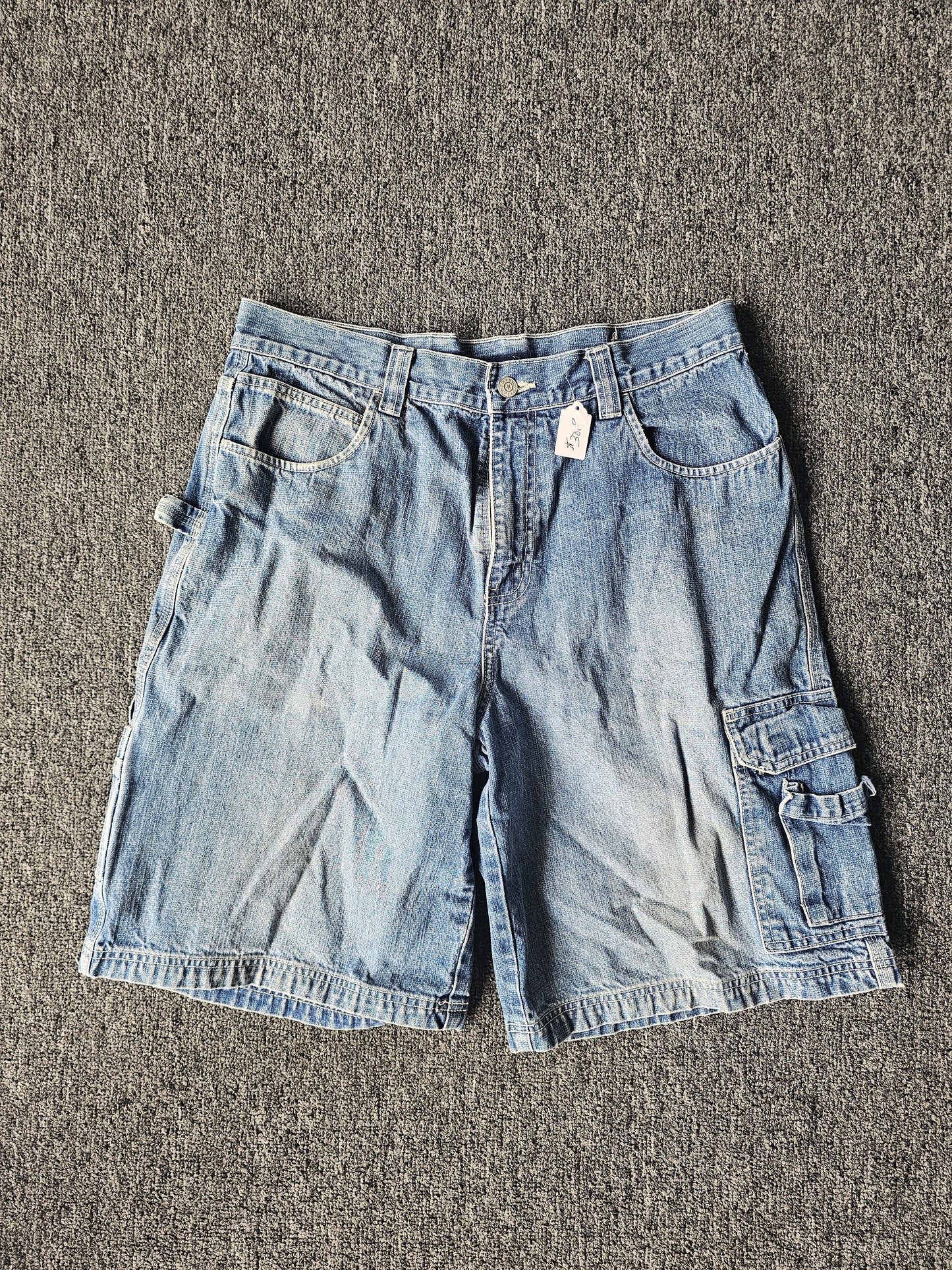 Denim Carpenter Distressed and Faded Jorts (34)