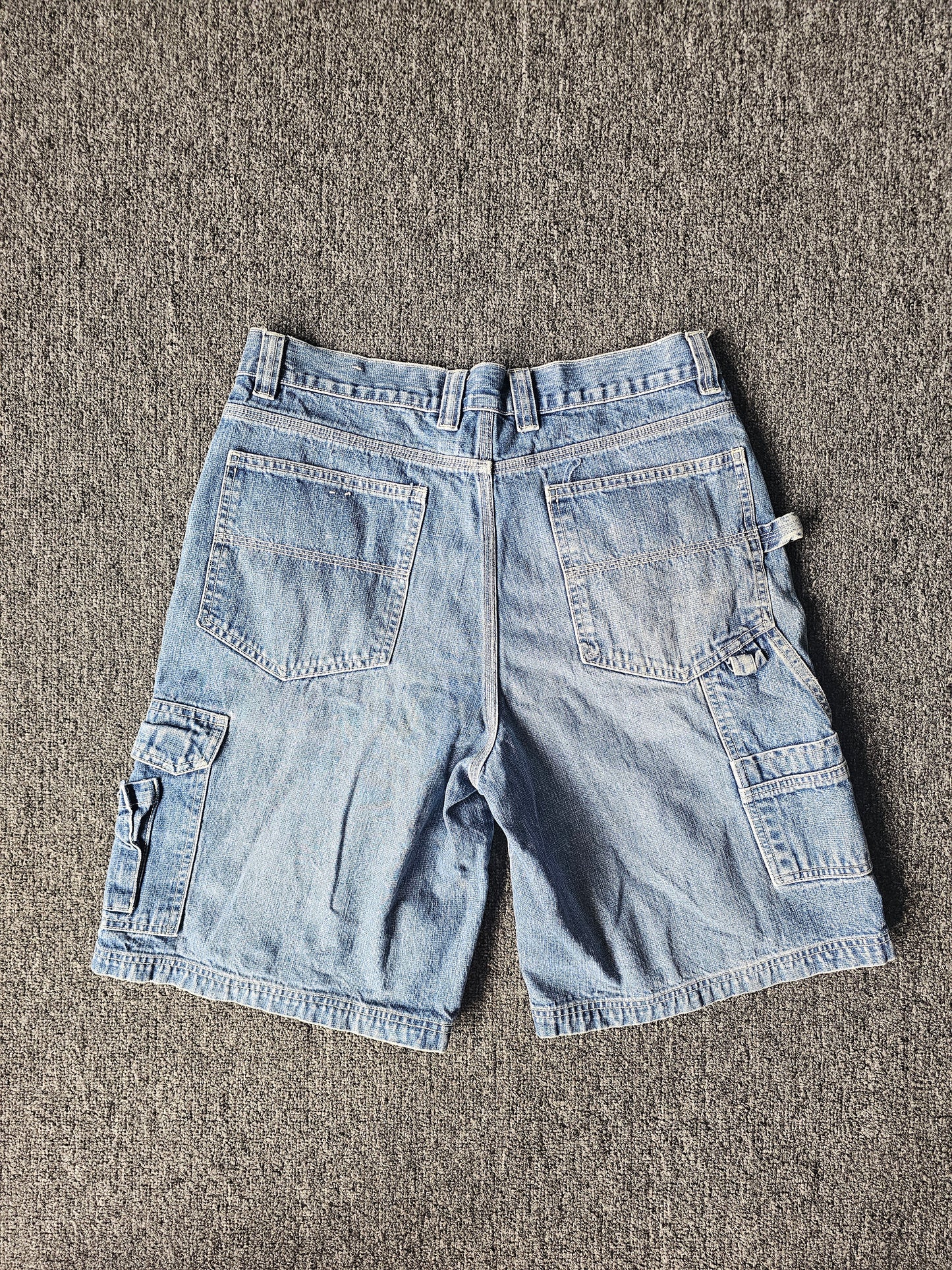 Denim Carpenter Distressed and Faded Jorts (34)