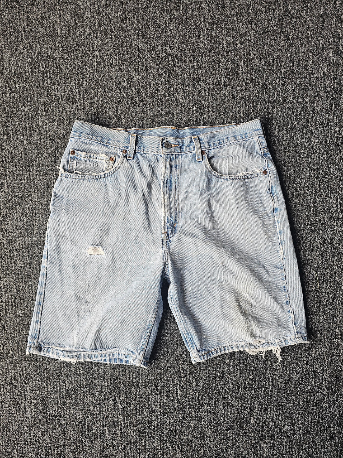 Levis 505 Denim Jorts (36)