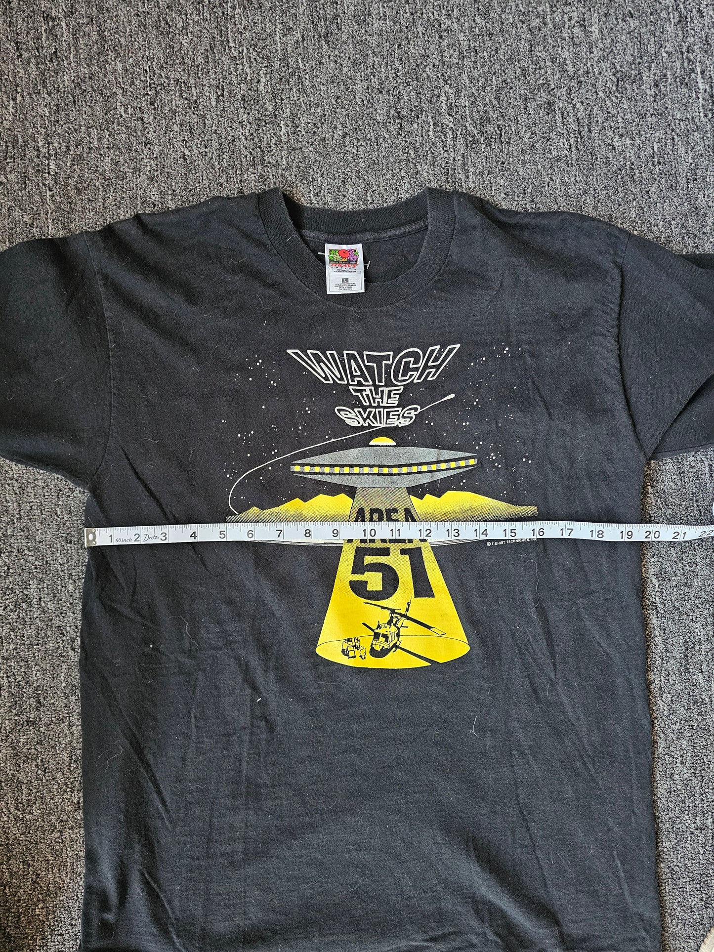 UFO Area 51 Watch The Skies Tee (L)