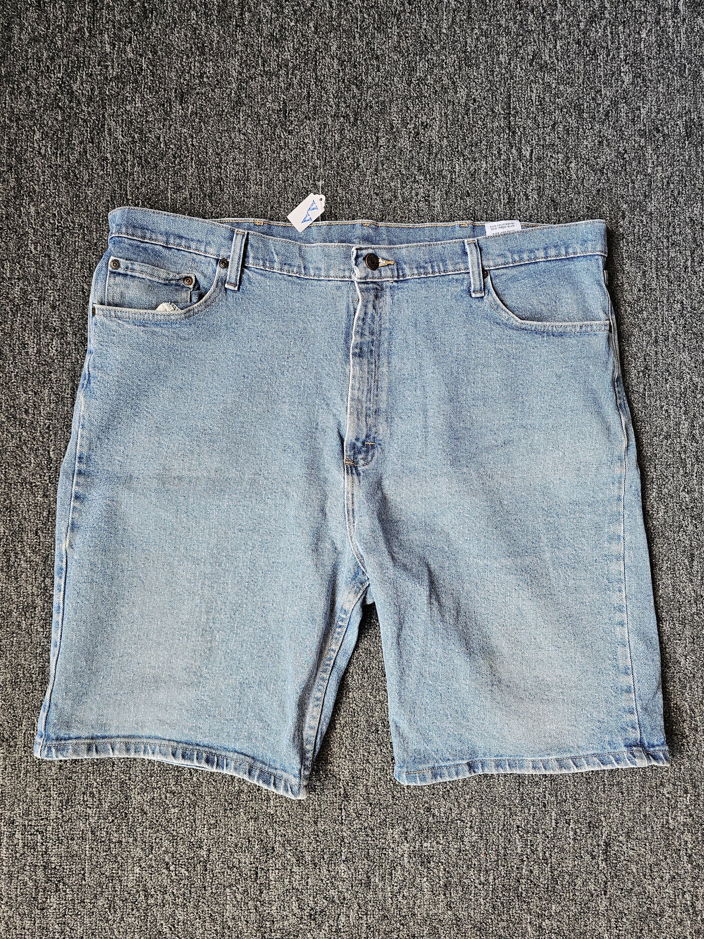 Wrangler Relaxed Fit Denim Jorts (42)