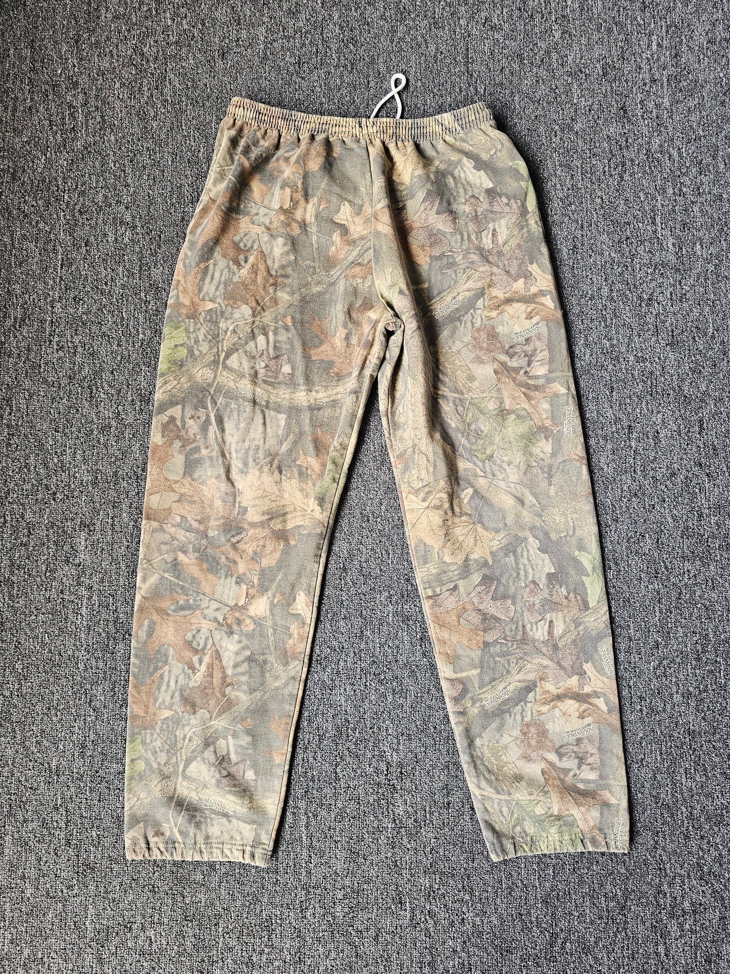 Commander Camouflage Faded Sweatpants (XL)
