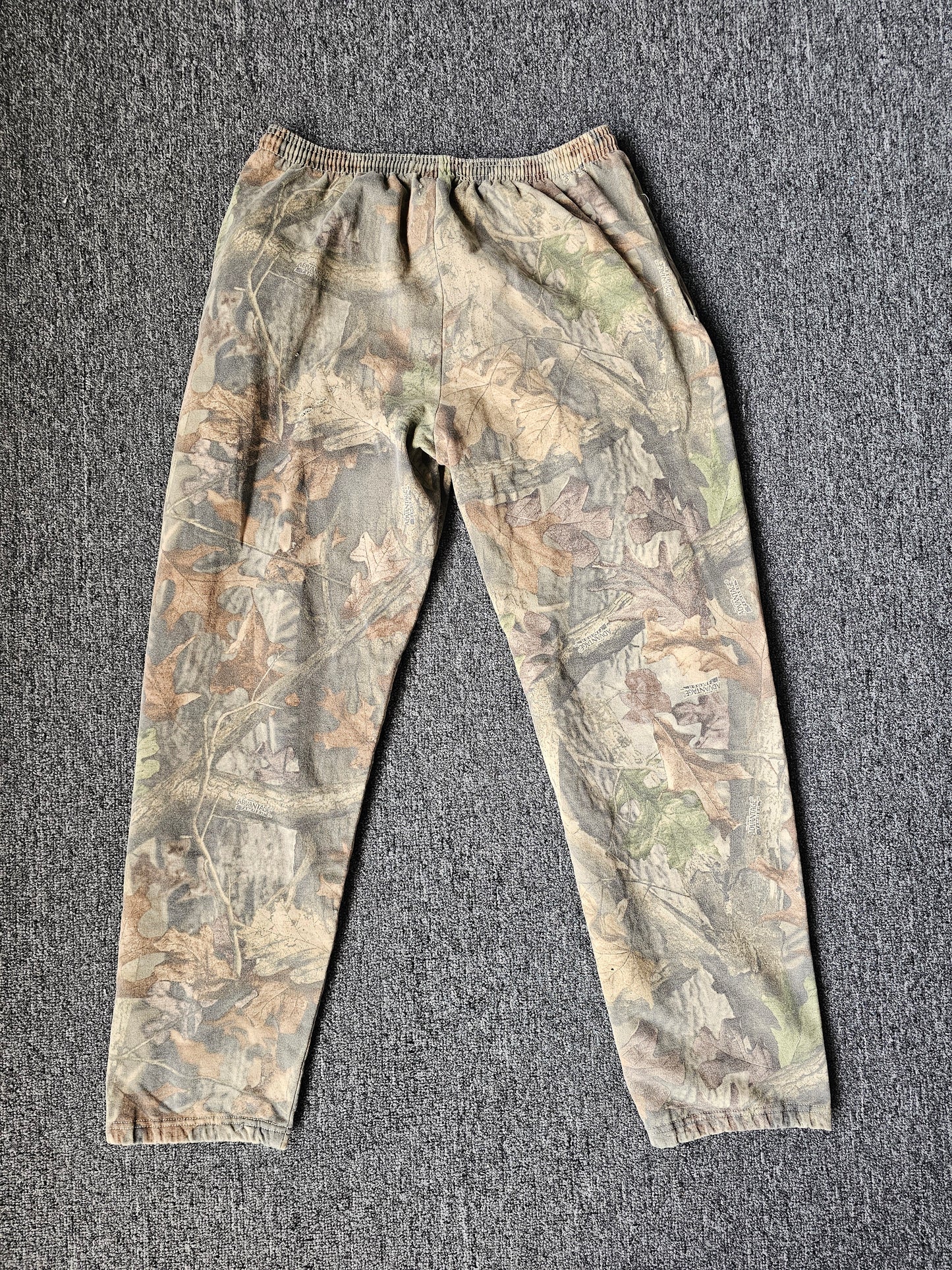 Commander Camouflage Faded Sweatpants (XL)