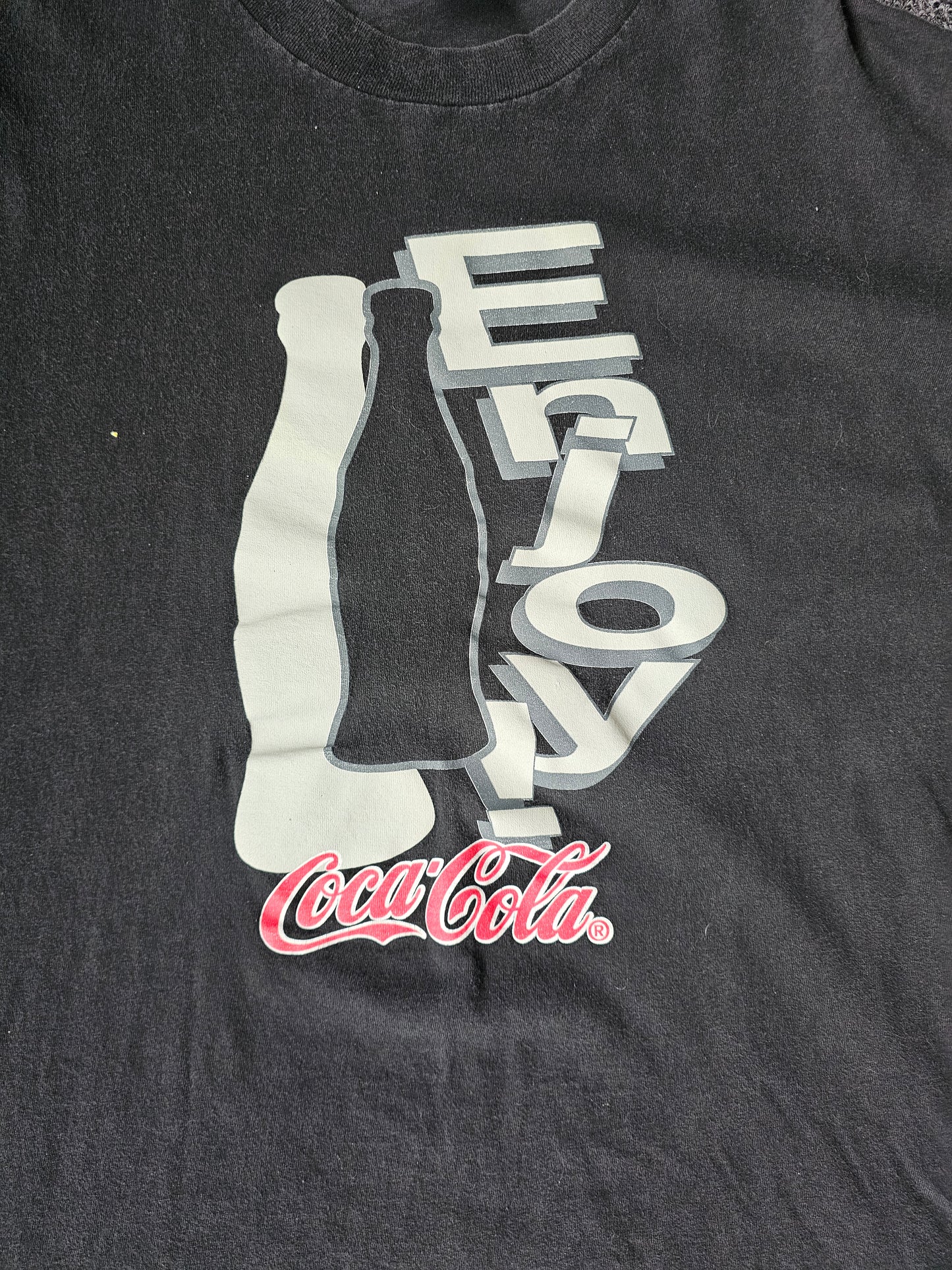 Enjoy Coke A Cola 2000s Tee (XL)
