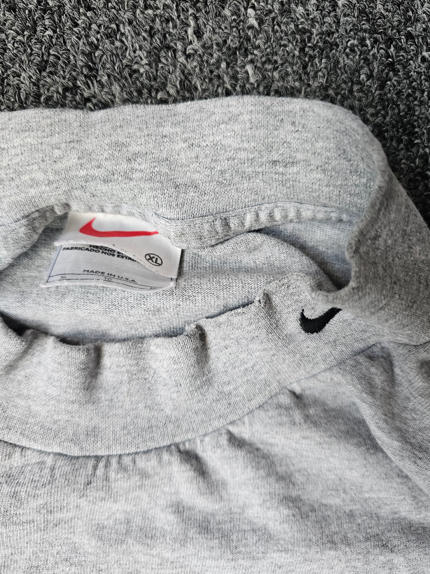 Nike 90s Embroidered Long Sleeve (XL)