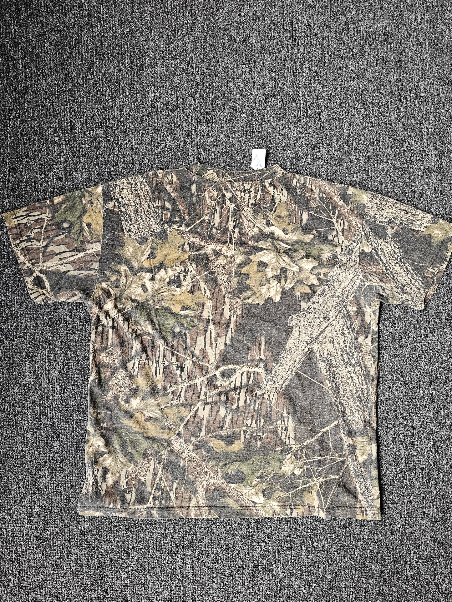 Camouflage Pocket Tee (L)