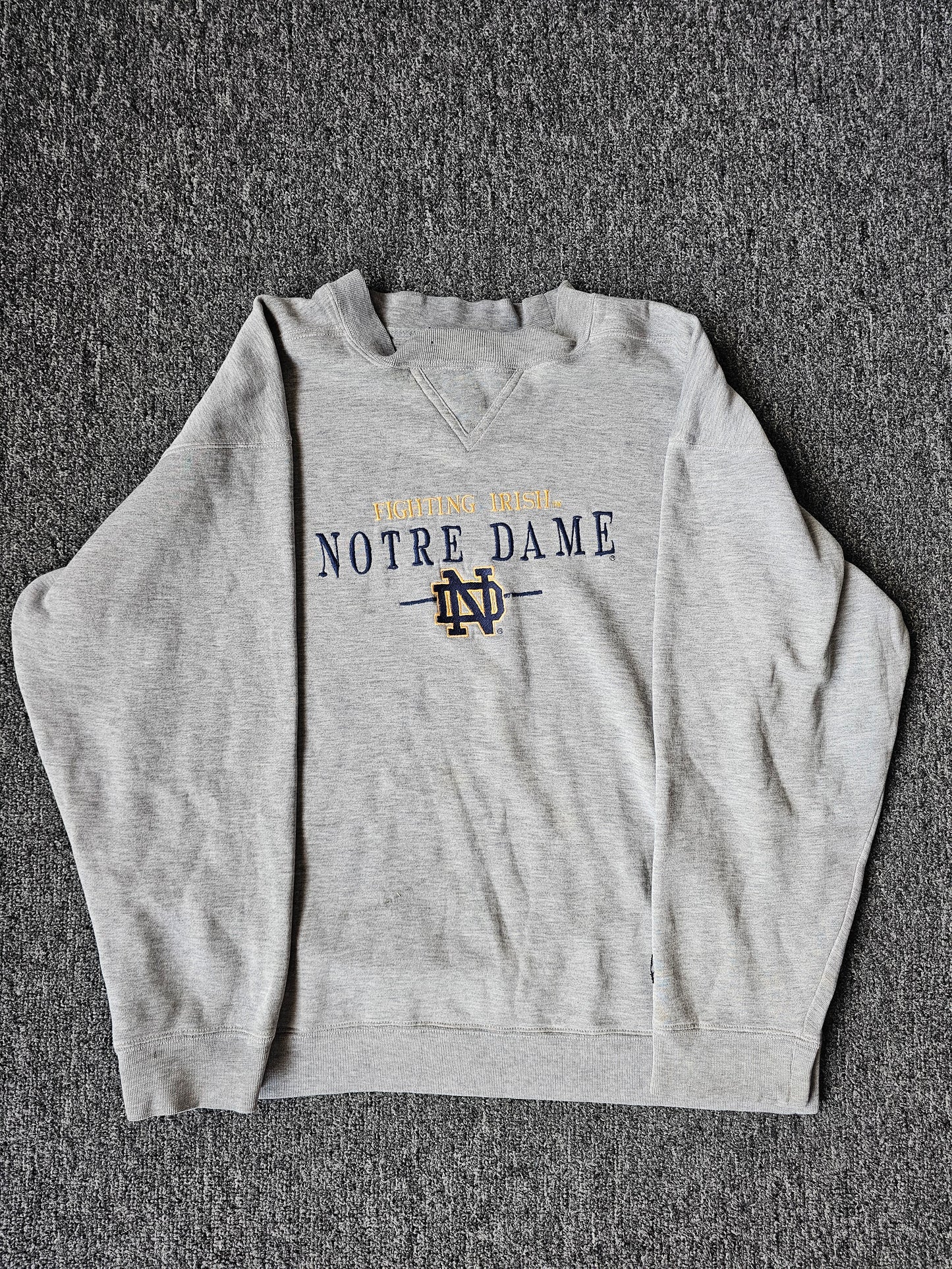 Notre Dame Fighting Irish Embroidered Crew (M)