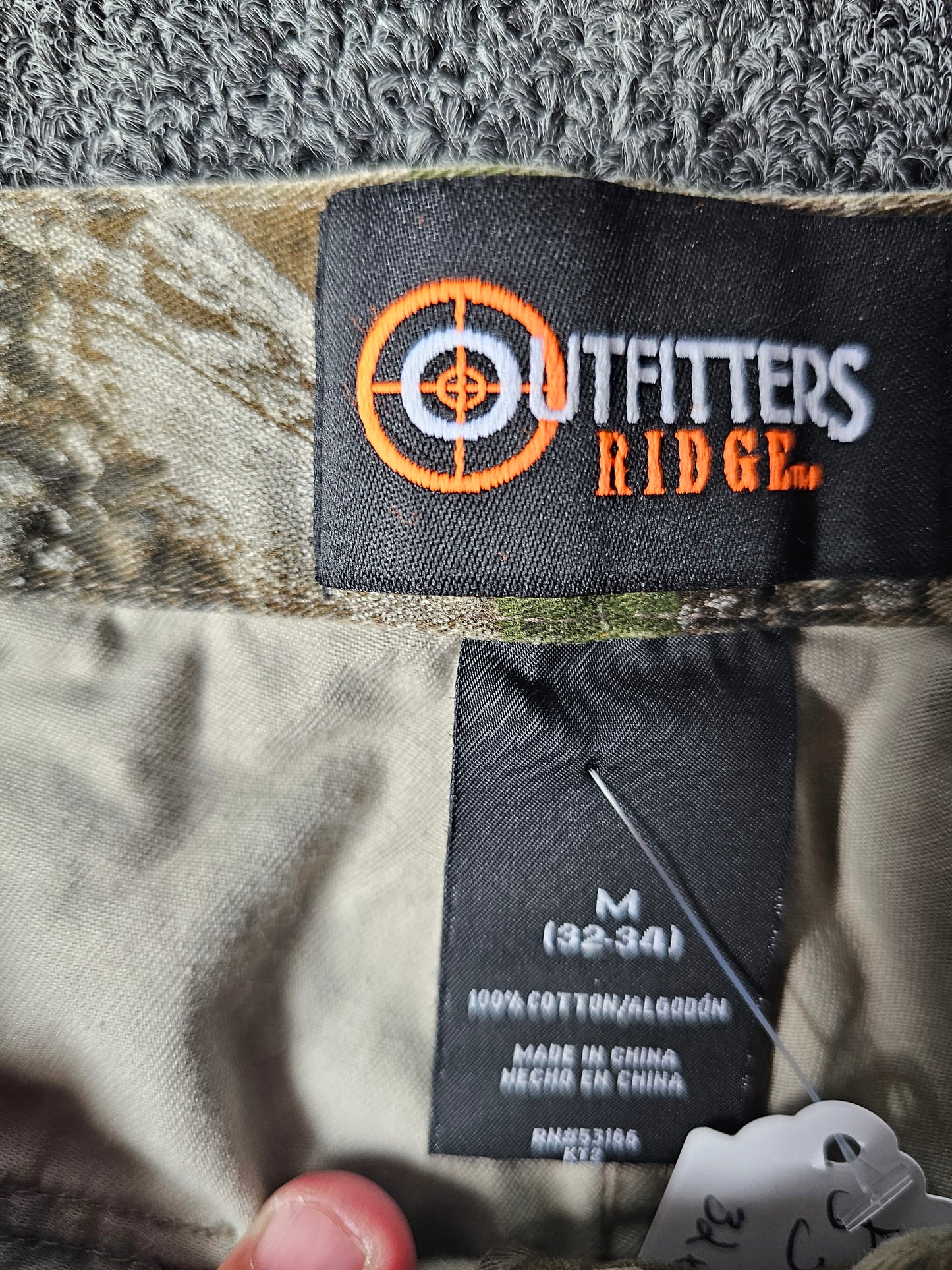 Outfitters Ridge Camouflage Pants (32-34)