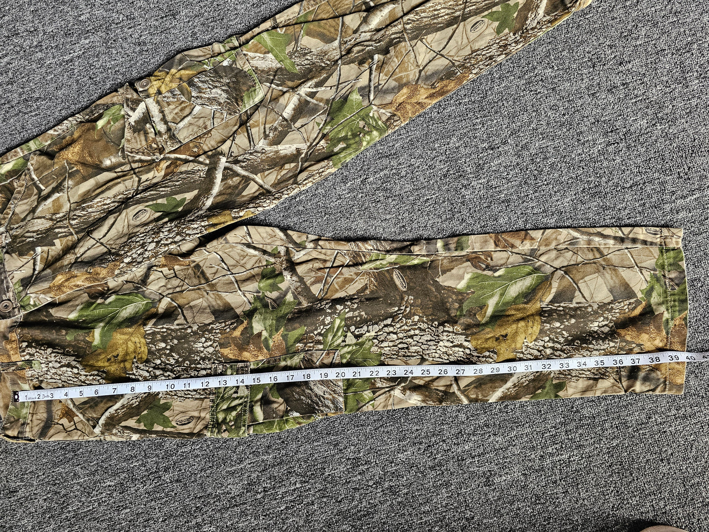 Outfitters Ridge Camouflage Pants (32-34)
