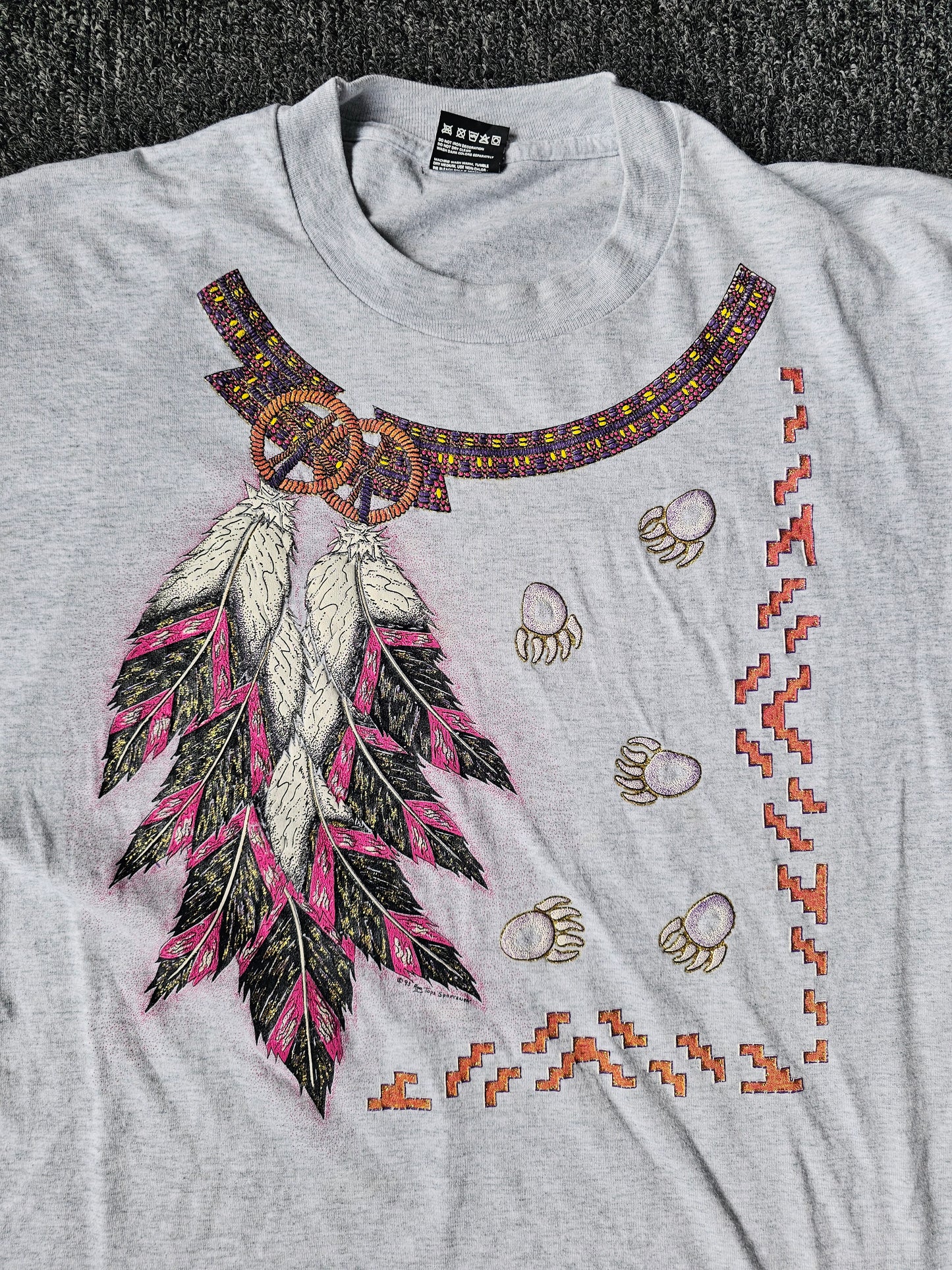 Native American 90s Embroidered Nature Tee (XL)