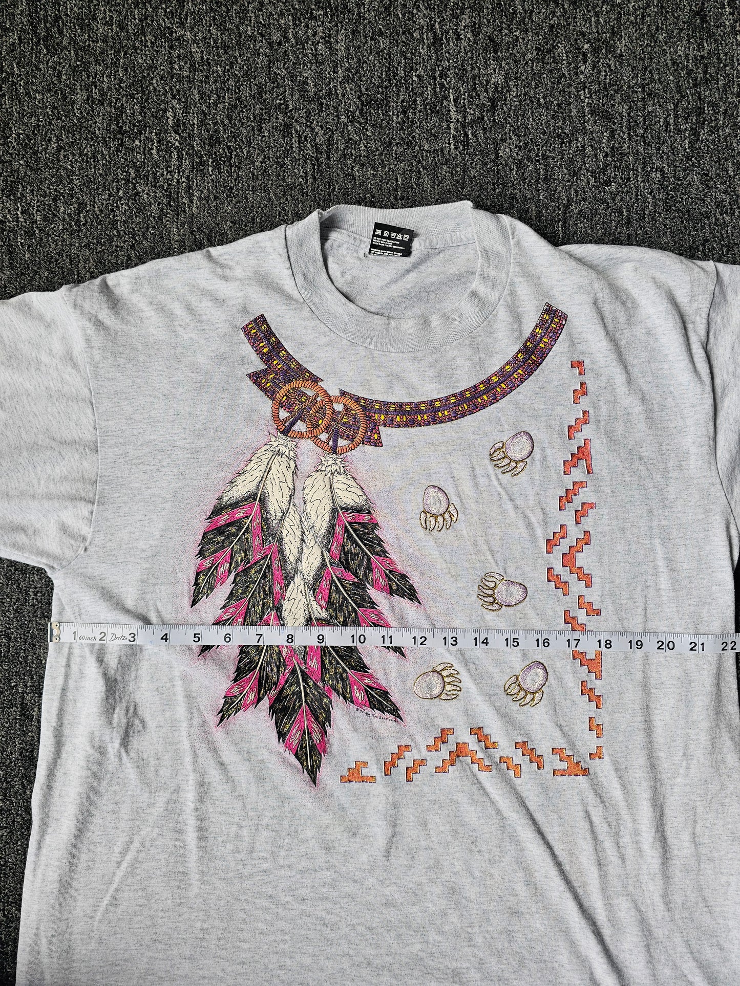 Native American 90s Embroidered Nature Tee (XL)
