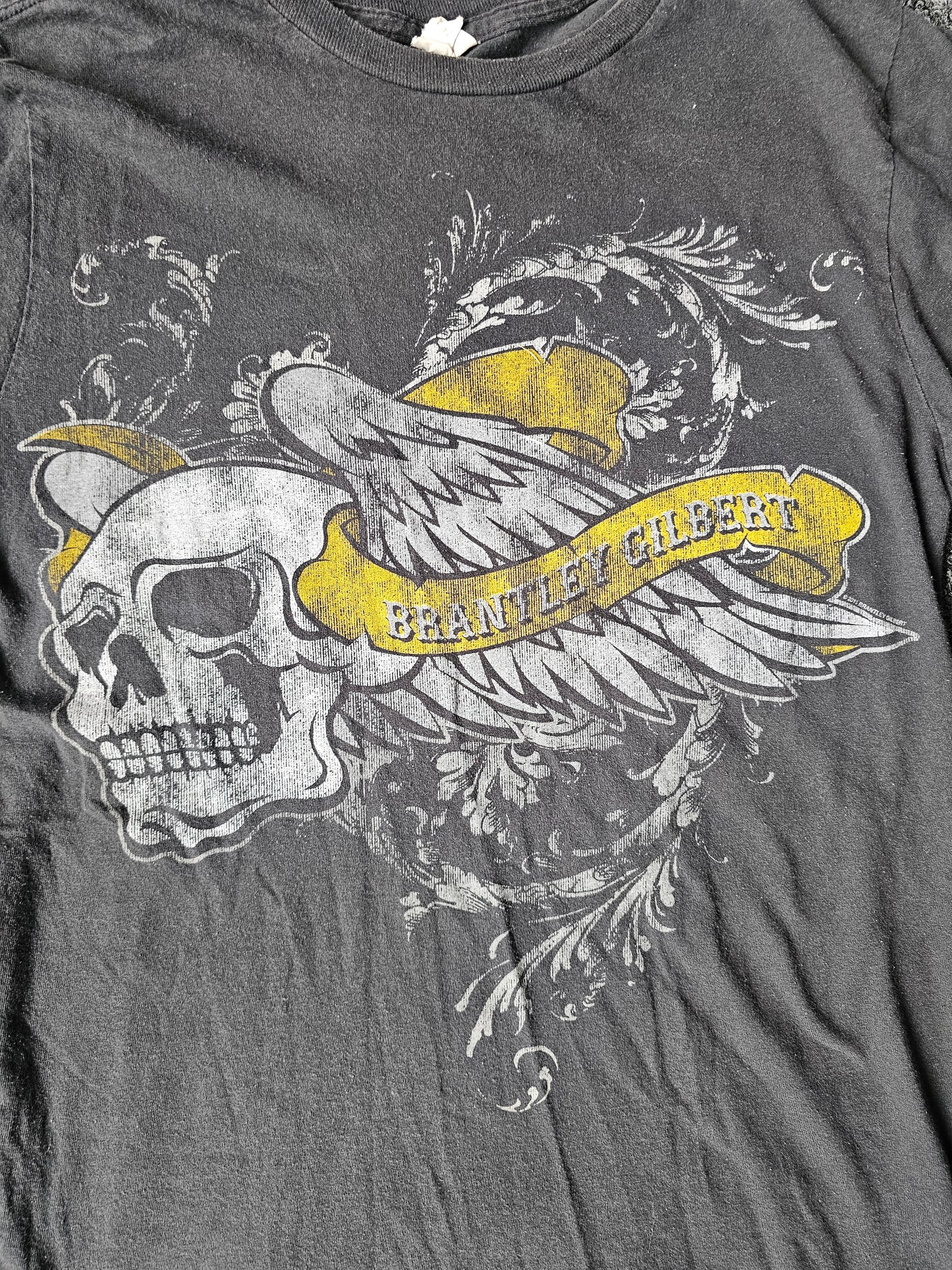 Brantley Gilbert Skull & Wings Y2K Band Tee (M)
