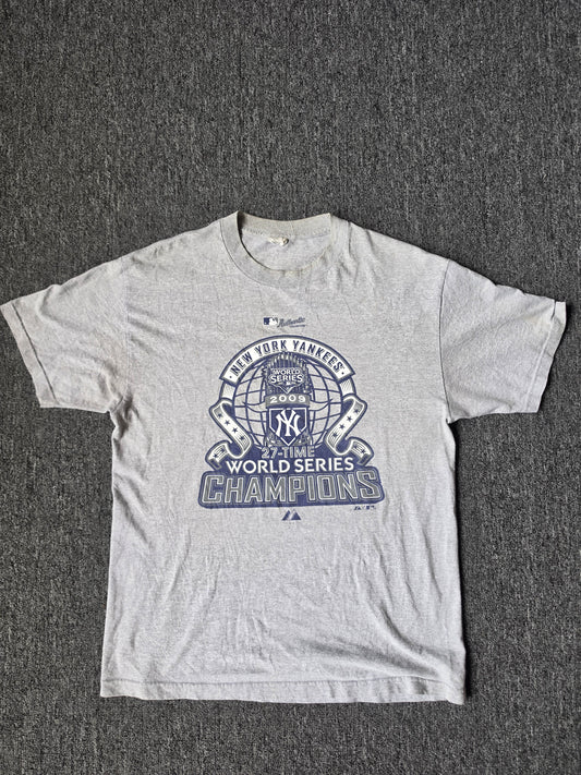 New York Yankees 2009 World Champions Tee (XL)