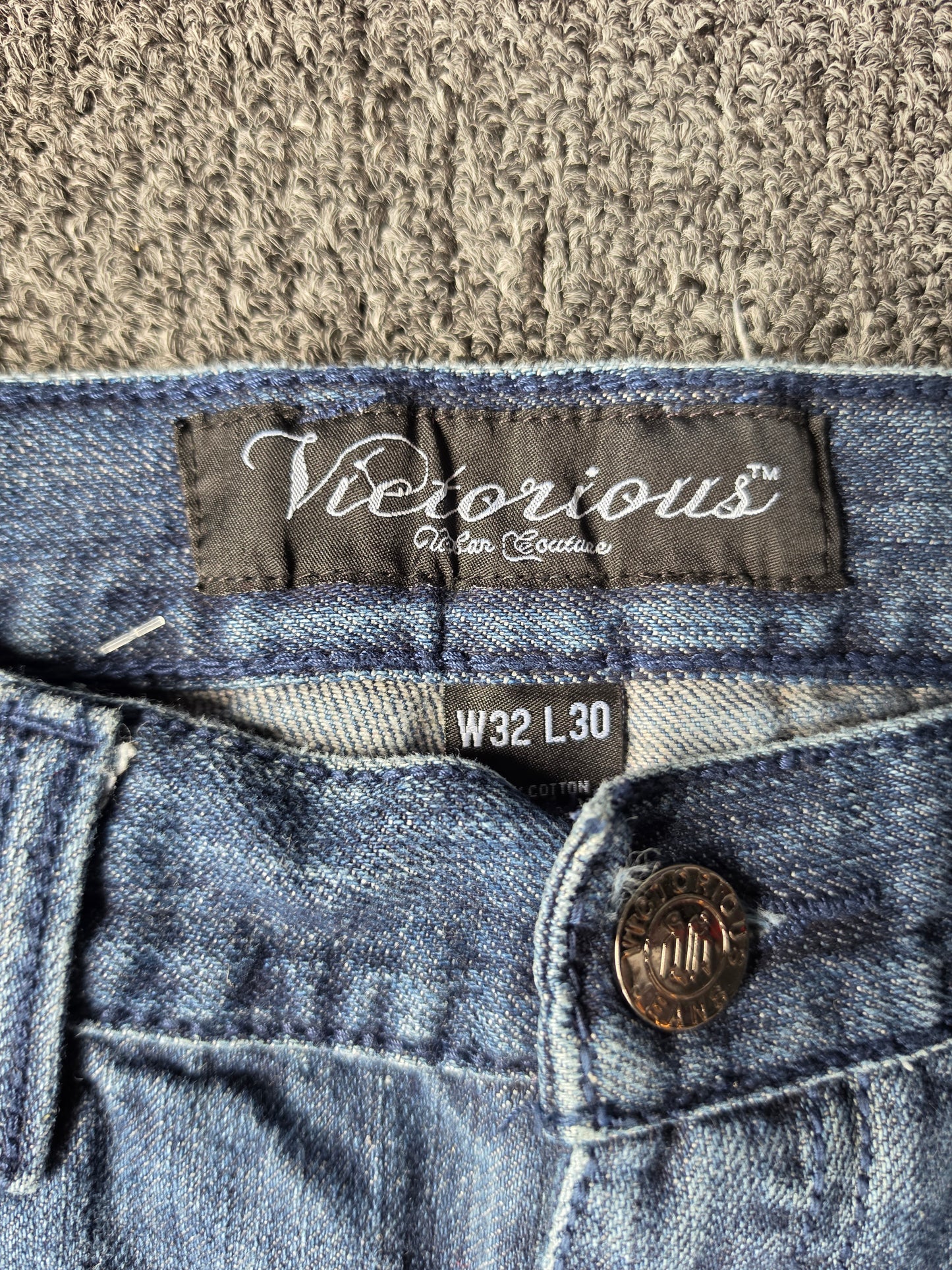 Victorious Y2K Distressed Embroidered Wings Pants (32/30)