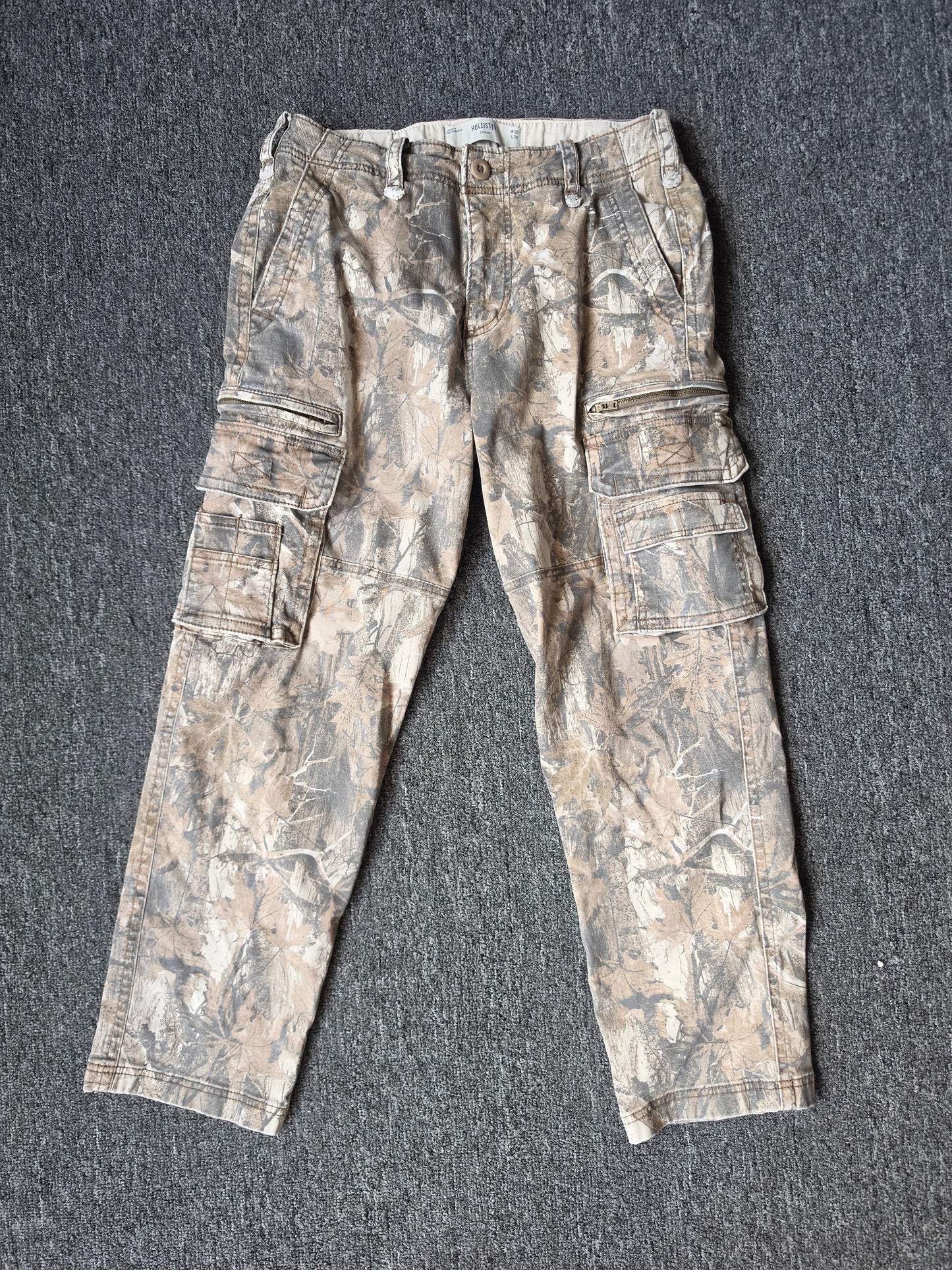 Hollister Faded Camo Pants (30x30)
