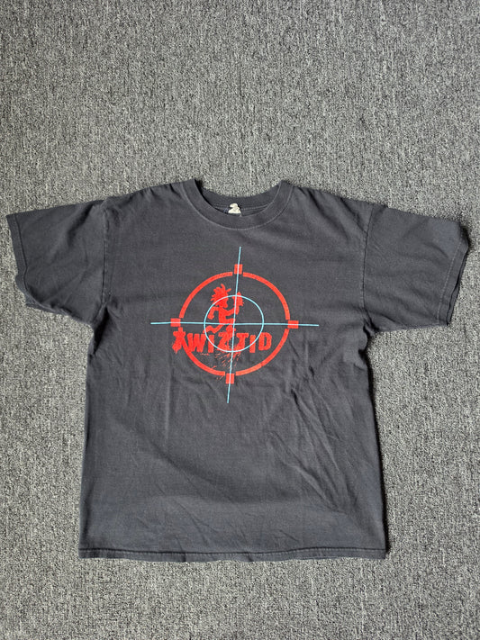 Twizted Bullseye Band Tee (L)