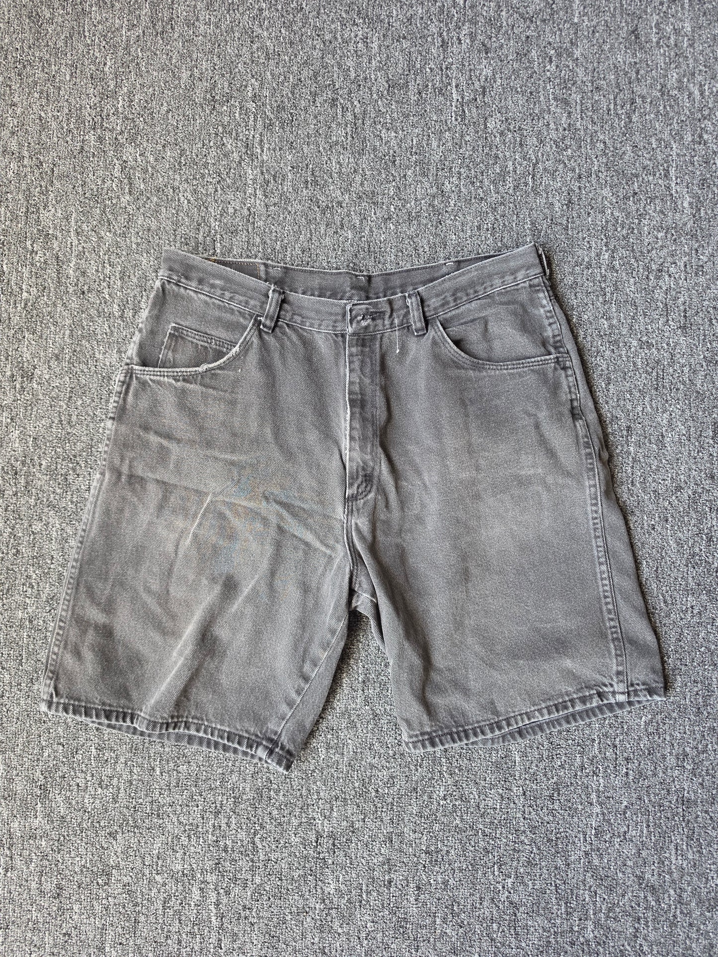 Wrangler Black Faded Jorts (36)