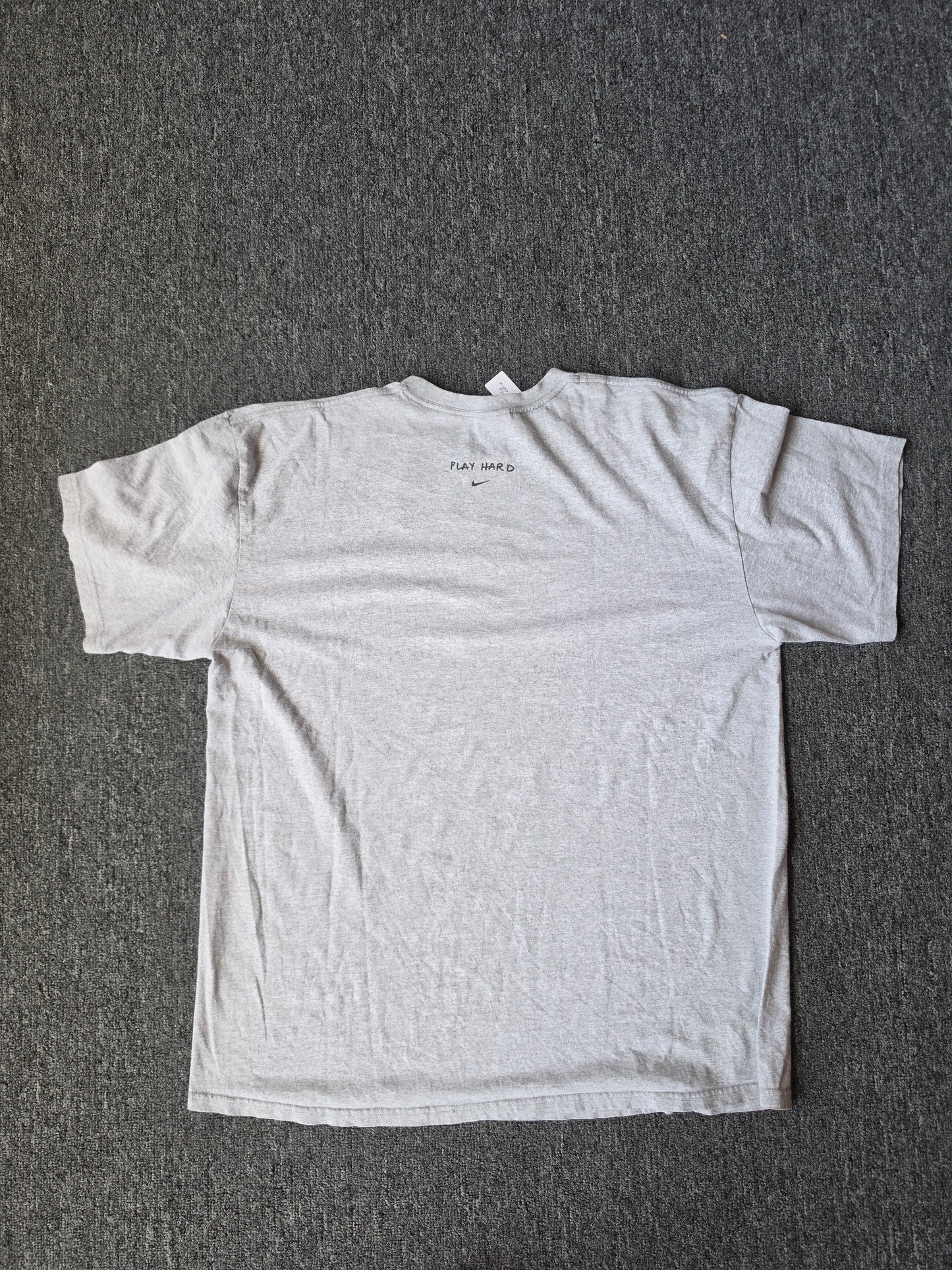 Nike Play Hard 2000s Tee (XL)