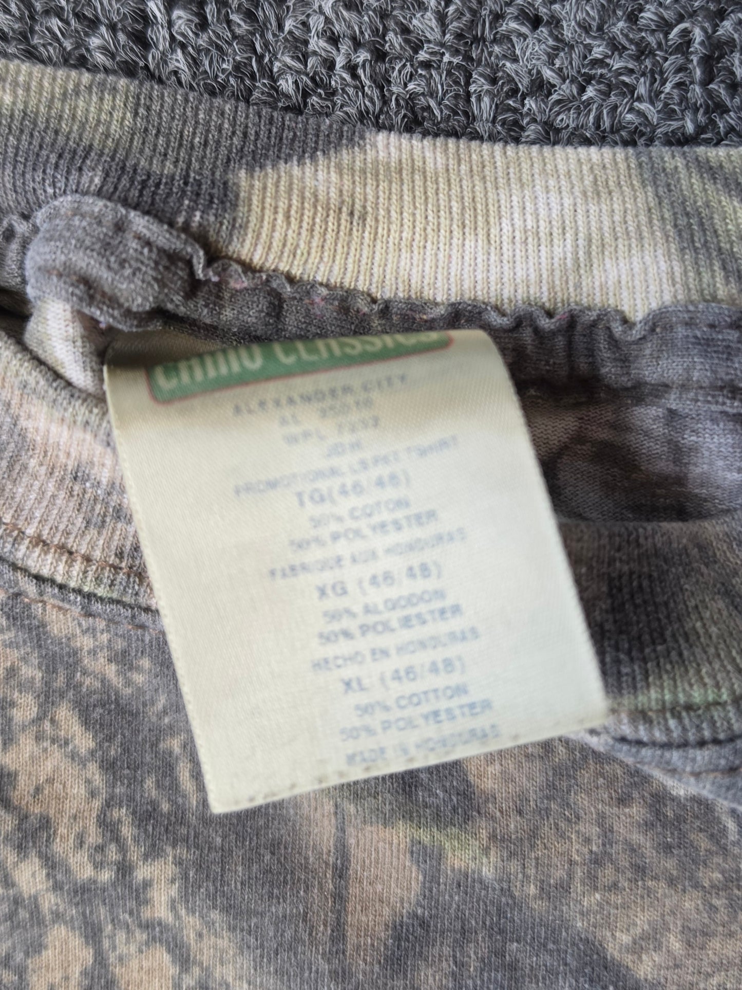 Camouflage Long Sleeve w/Pocket  (L)